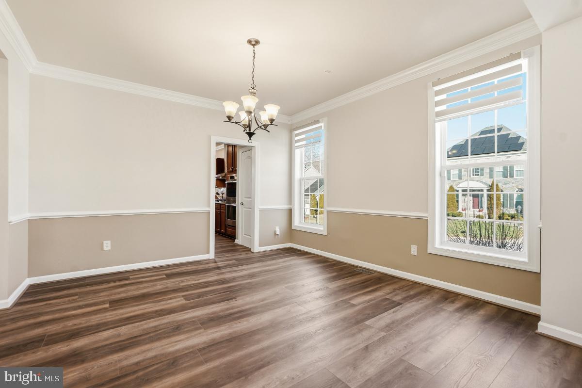 BALMORAL-PLAT 10> - Residential