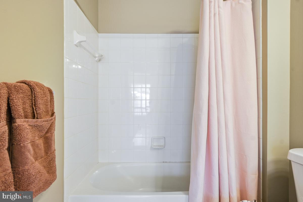 BALMORAL-PLAT 10> - Residential