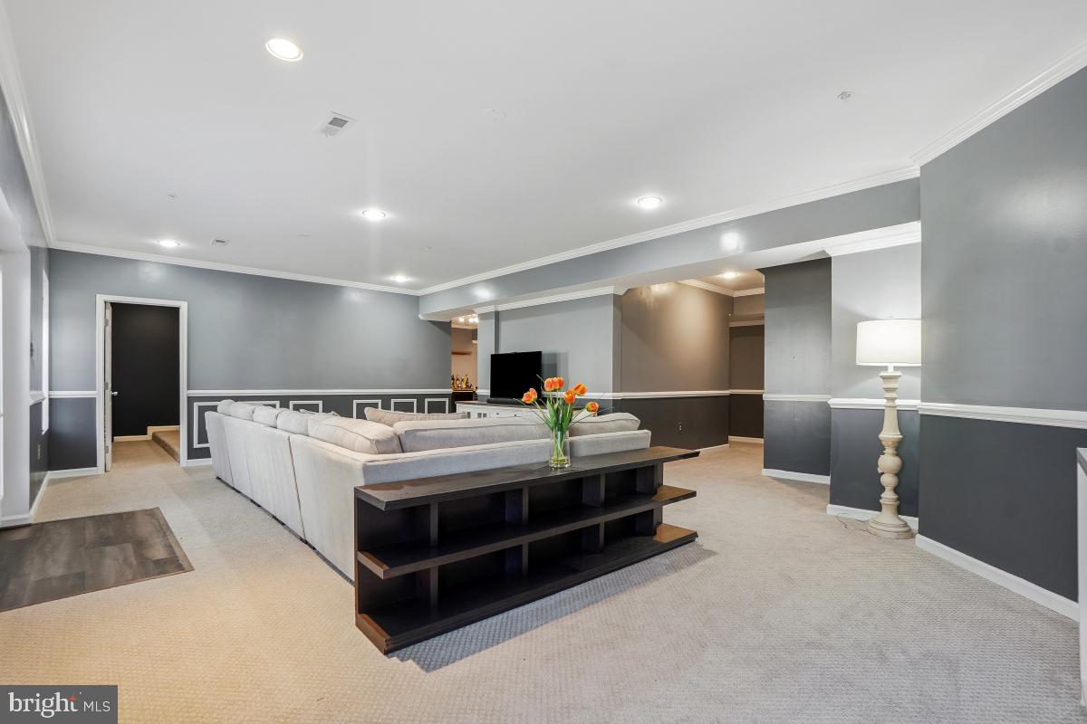 BALMORAL-PLAT 10> - Residential