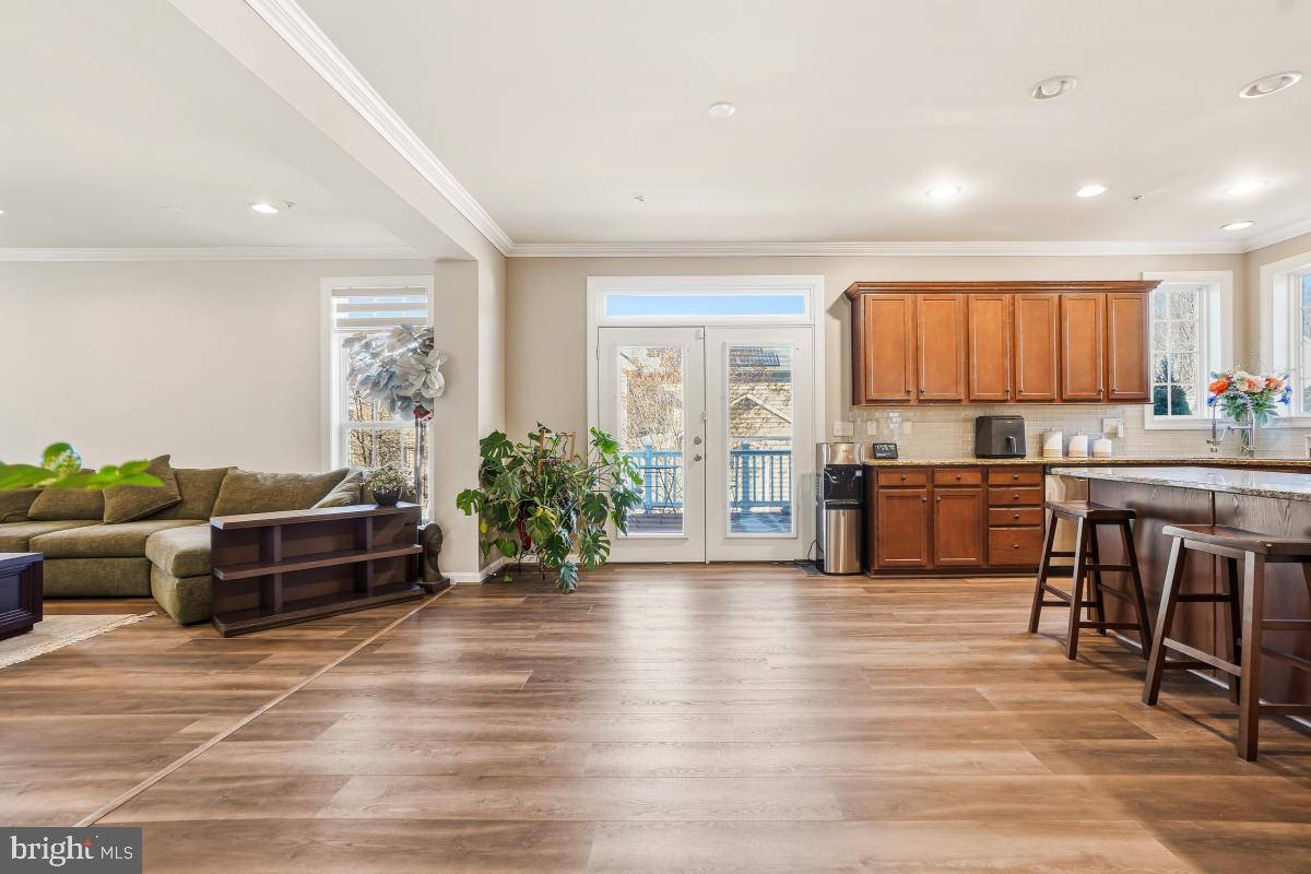 BALMORAL-PLAT 10> - Residential