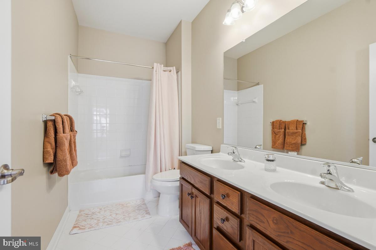 BALMORAL-PLAT 10> - Residential