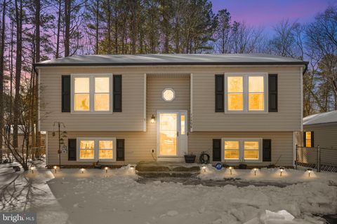 Photo of 11506 Timberwood Road, LOCUST GROVE, VA 22508 (MLS # VASP2038812)