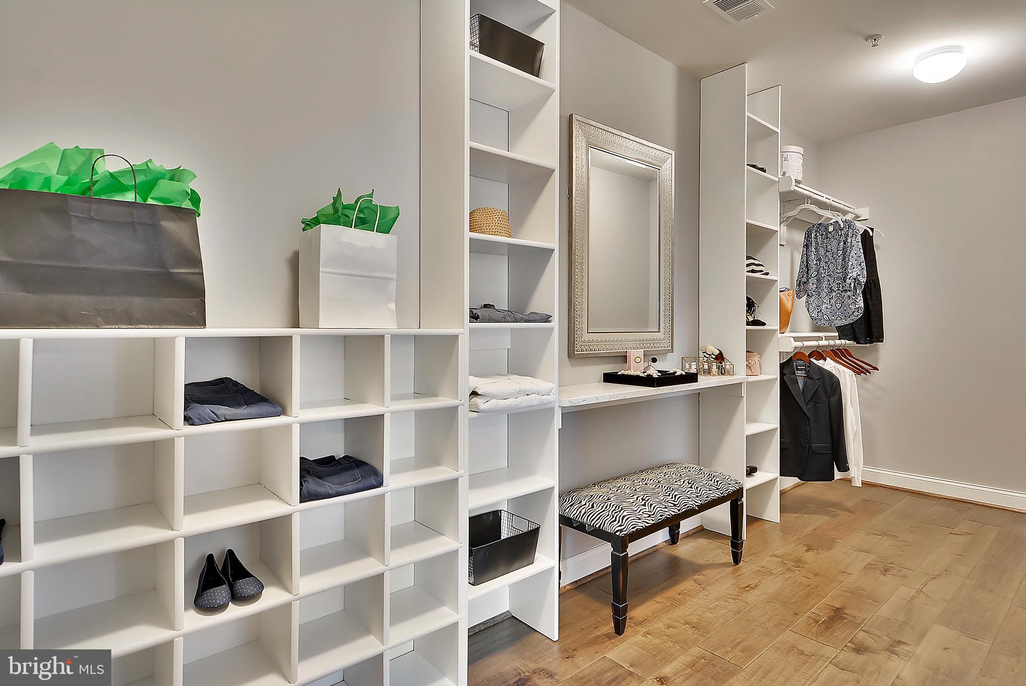 GLEN ARM - Residential