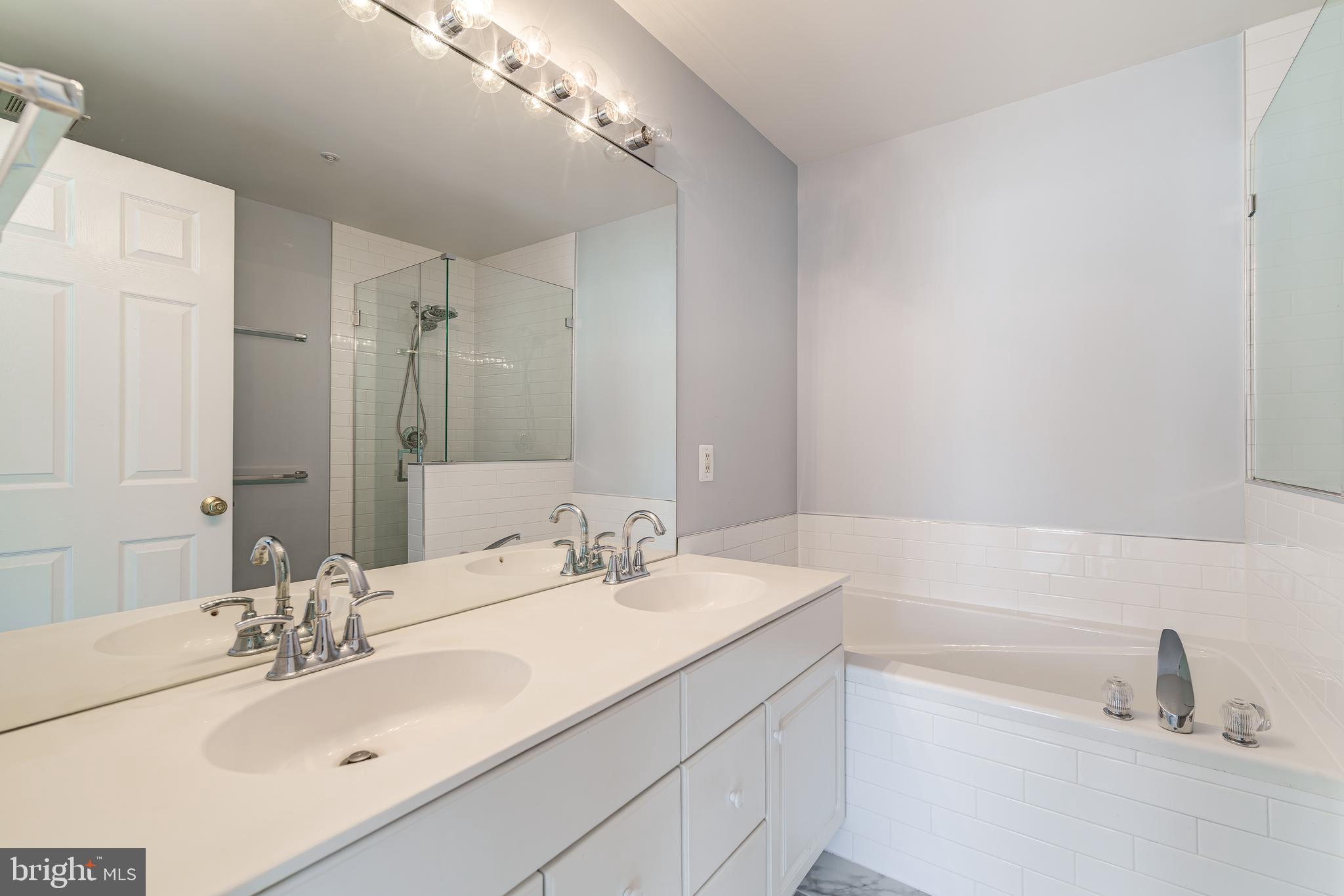 THE CROSSINGS - Residential