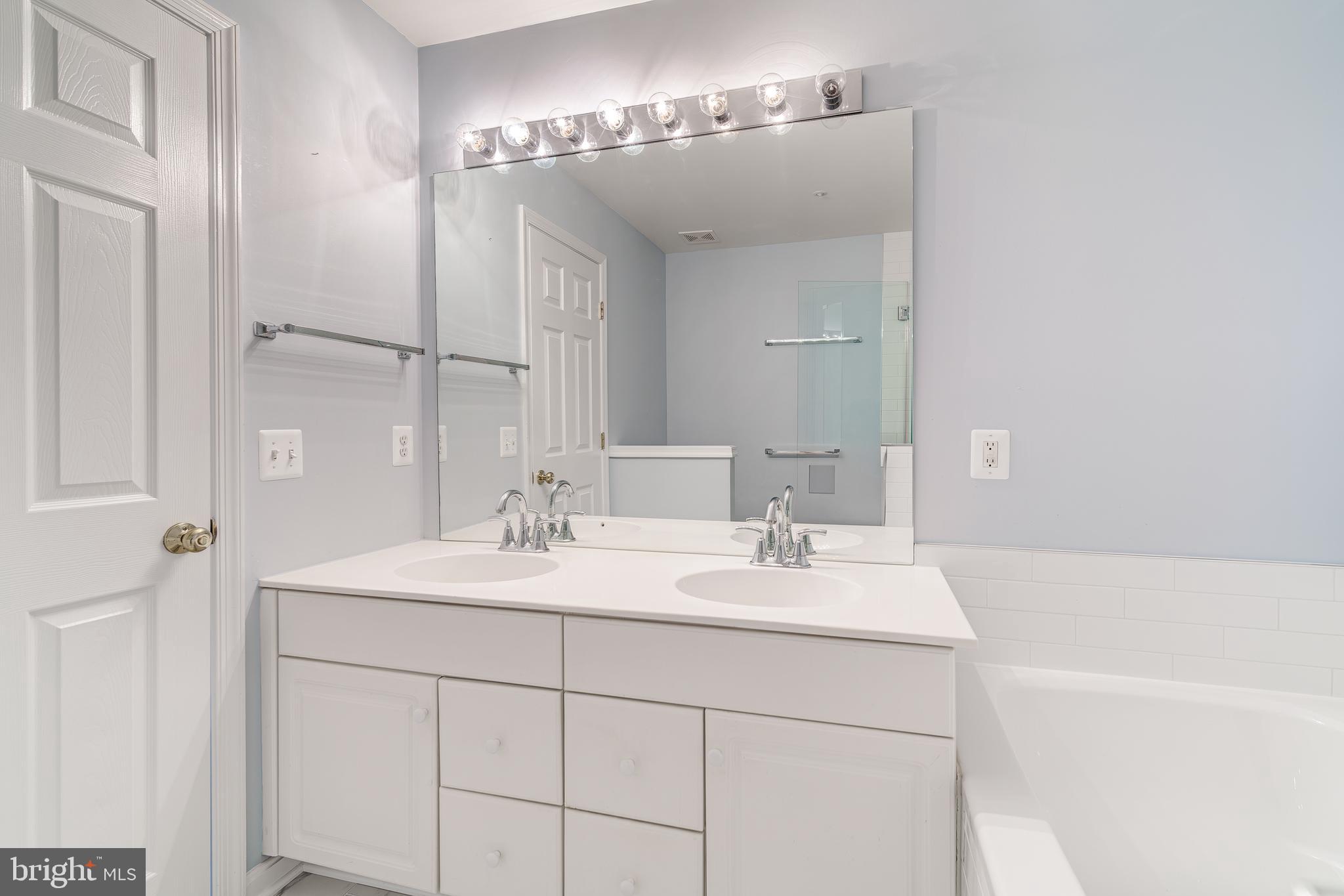 THE CROSSINGS - Residential