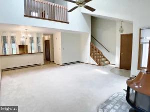 AARON VILLAGE - Residential