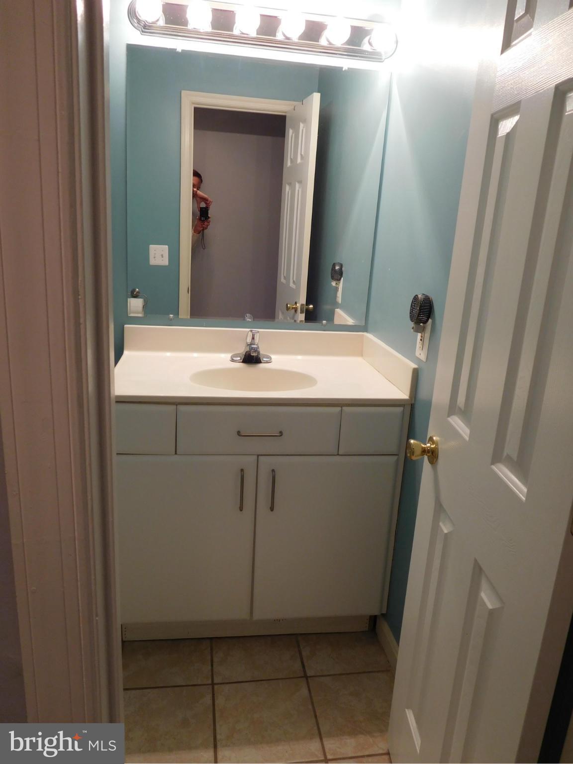 LANDSDOWNE - Residential Lease