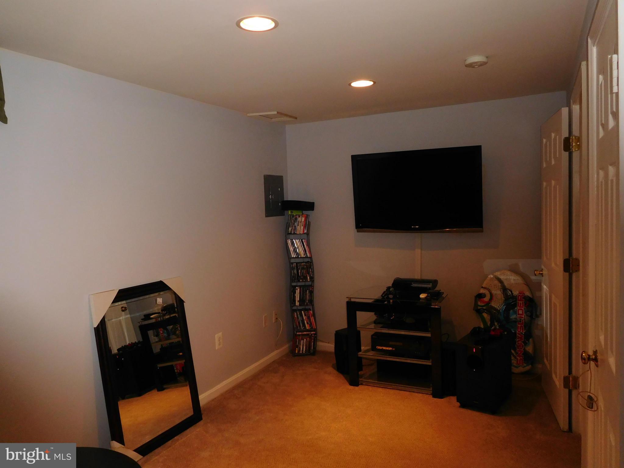 LANDSDOWNE - Residential Lease