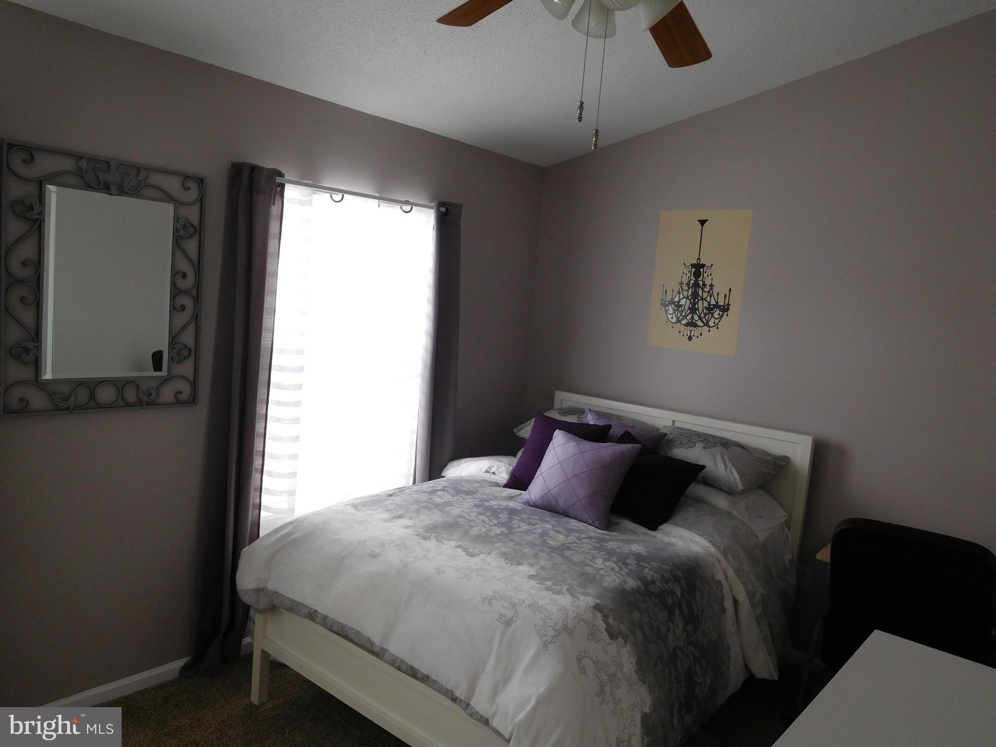 LANDSDOWNE - Residential Lease