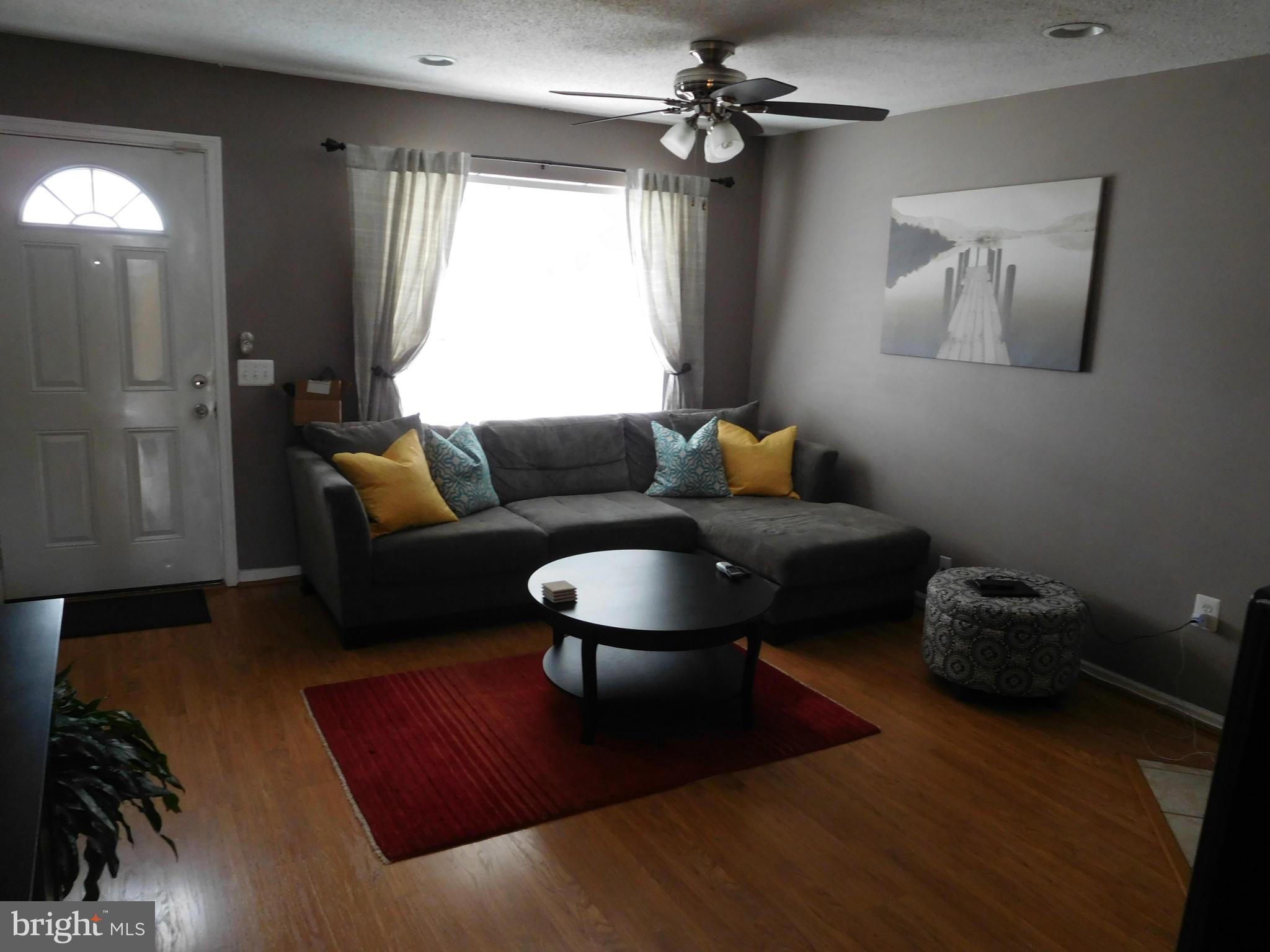 LANDSDOWNE - Residential Lease