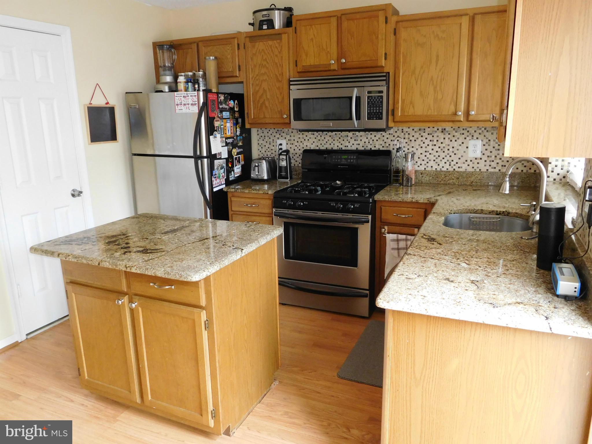 LANDSDOWNE - Residential Lease