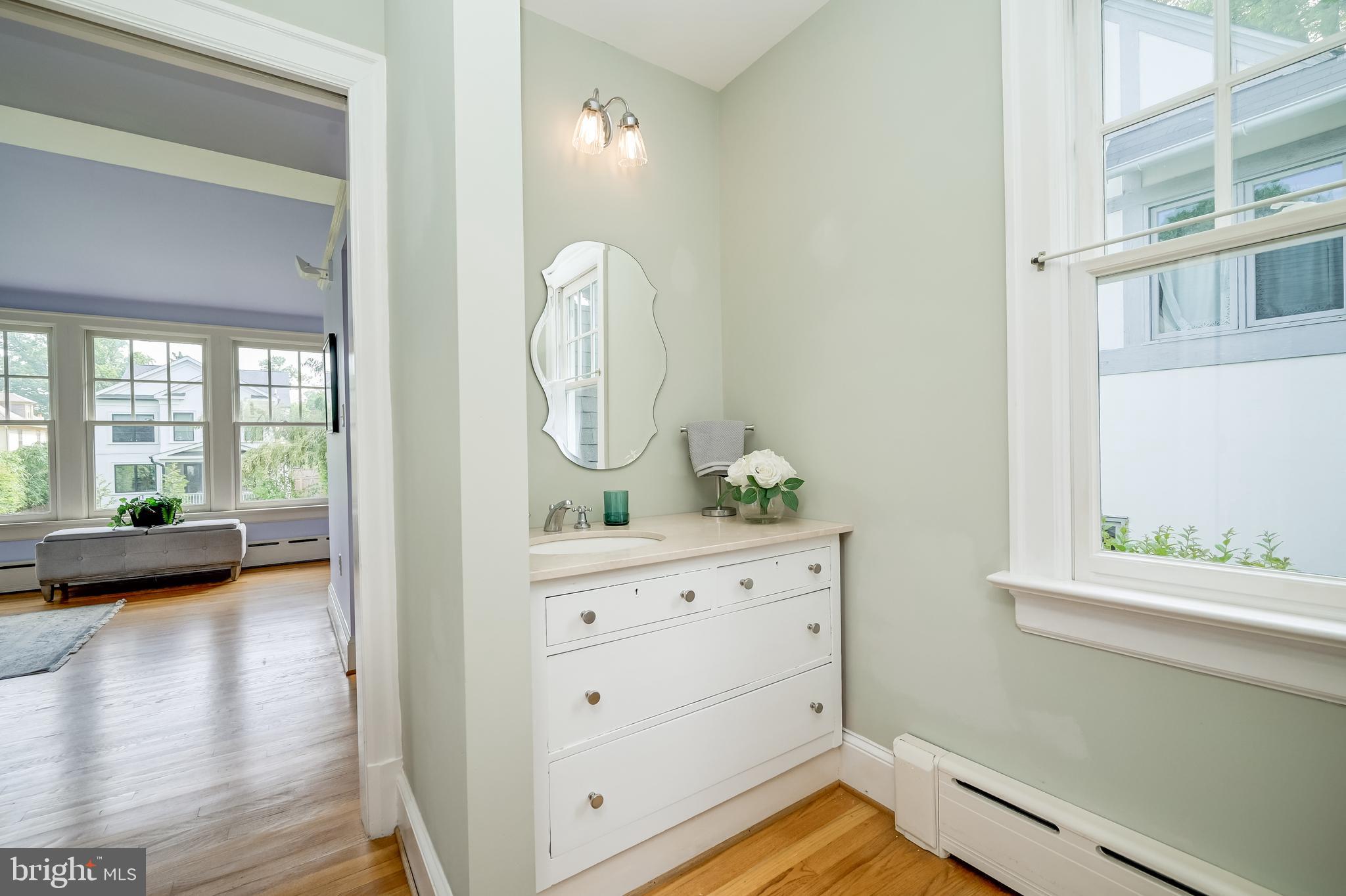 CHEVY CHASE - Residential