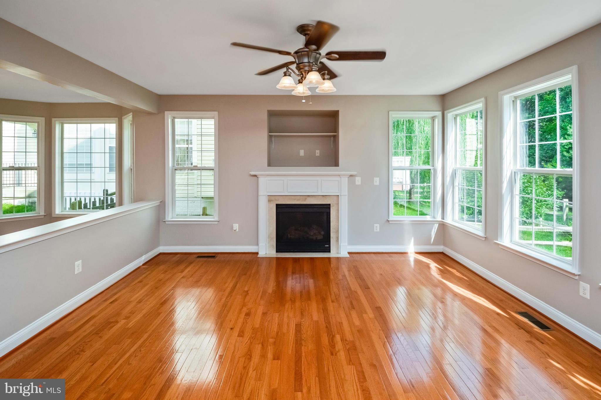 SPYGLASS HILL - Residential