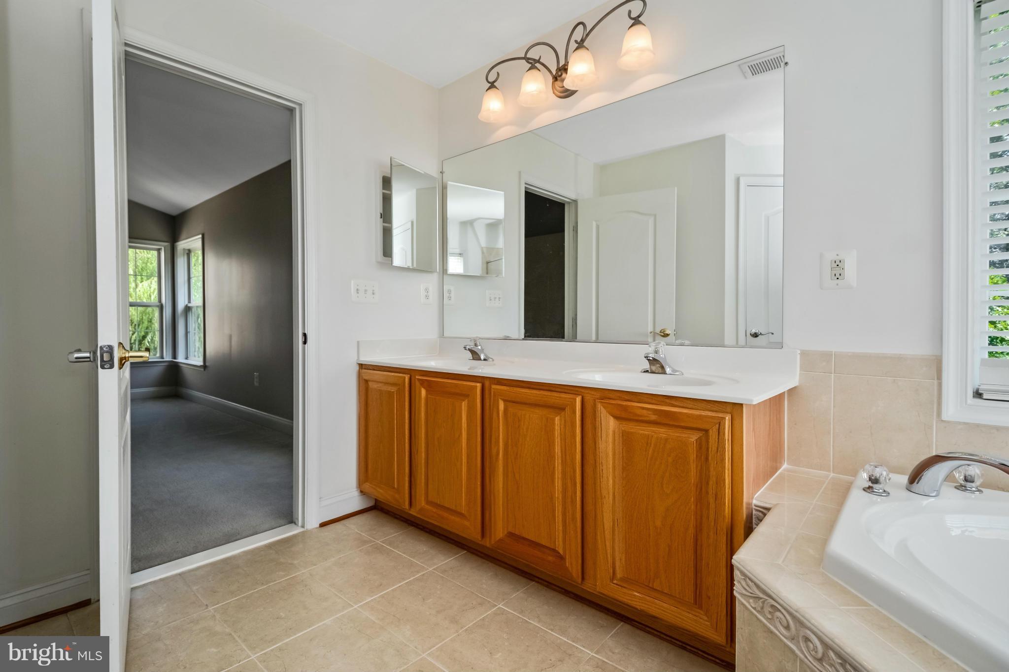 SPYGLASS HILL - Residential