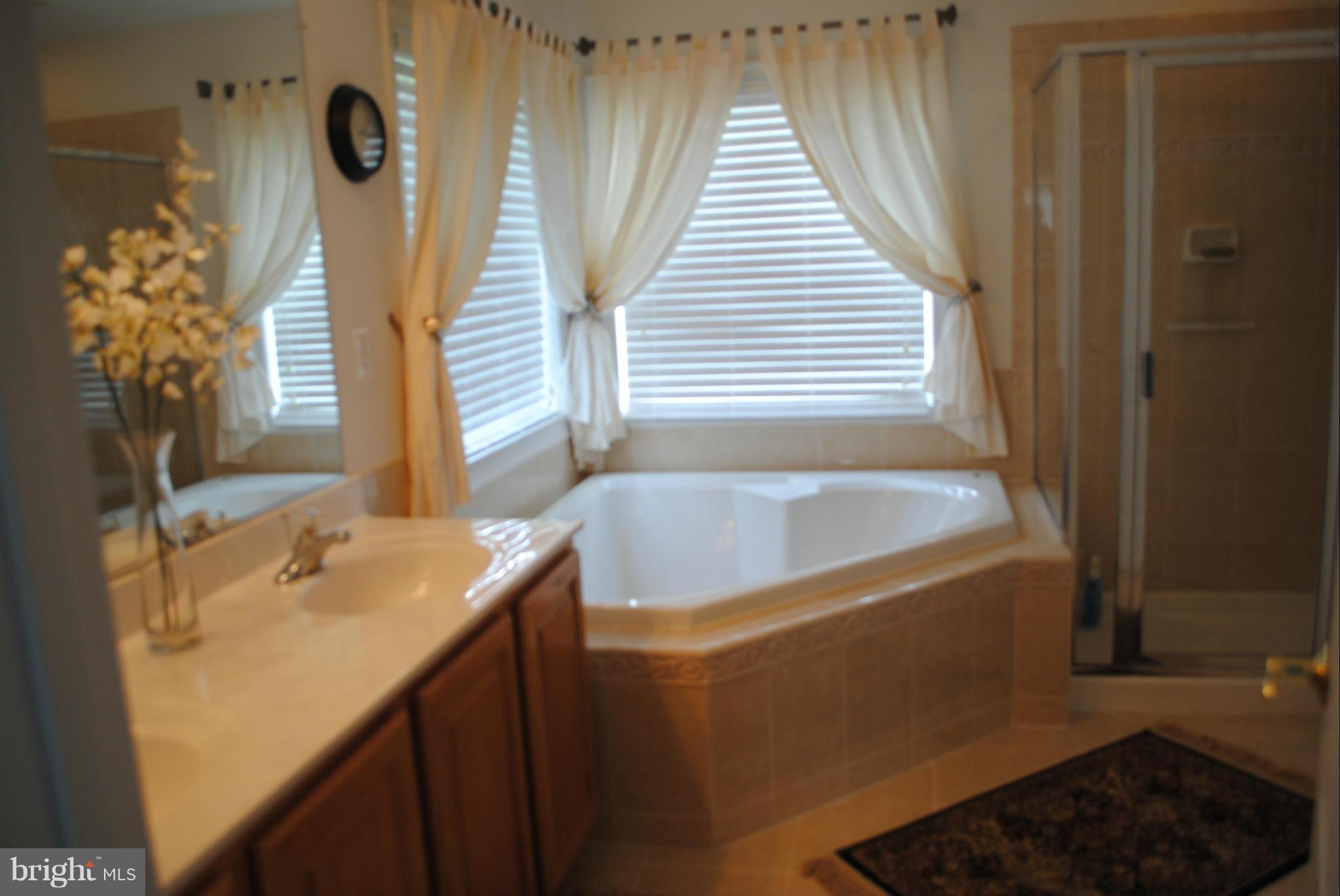 SPYGLASS HILL - Residential