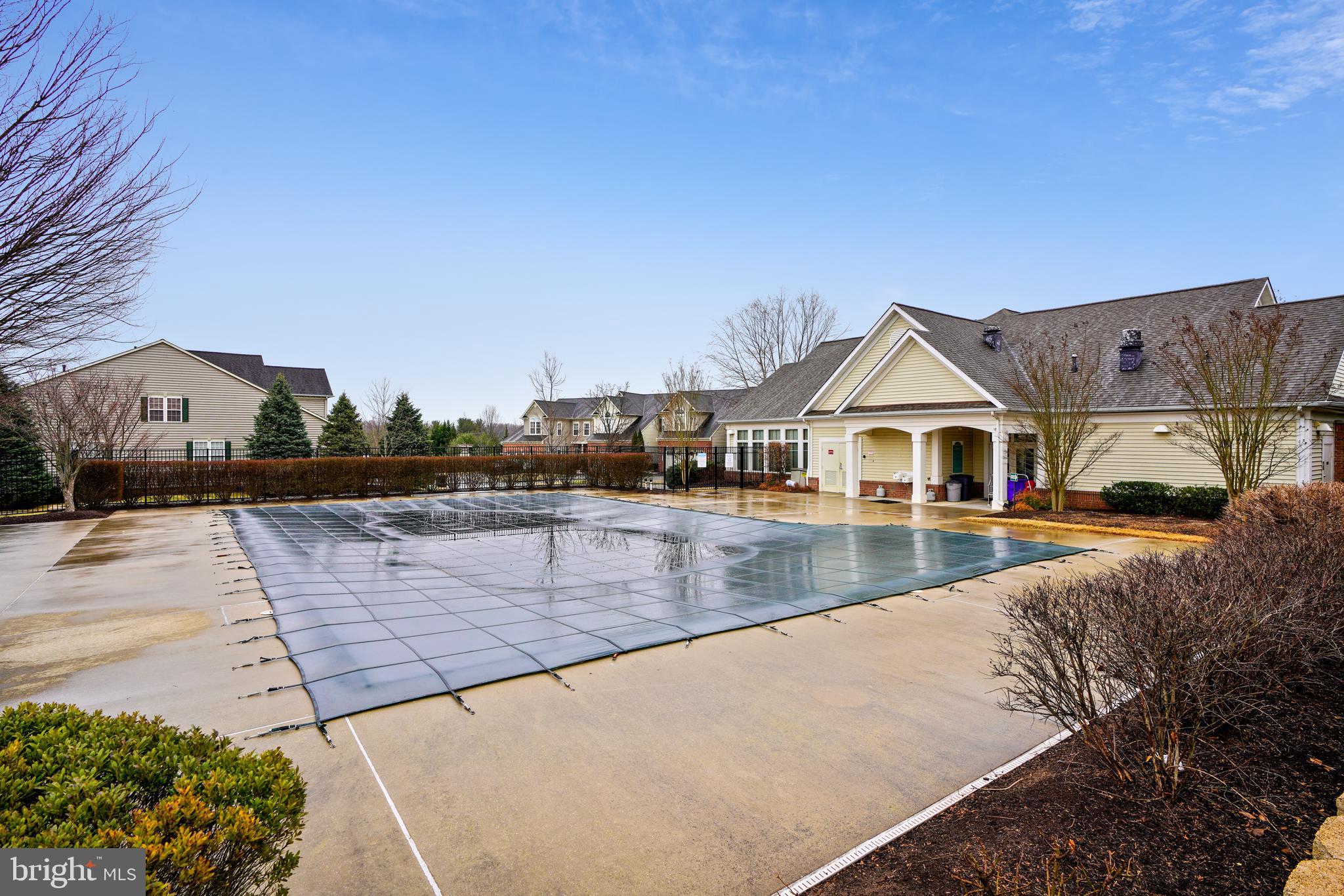 ELLICOTT MEADOWS - Residential