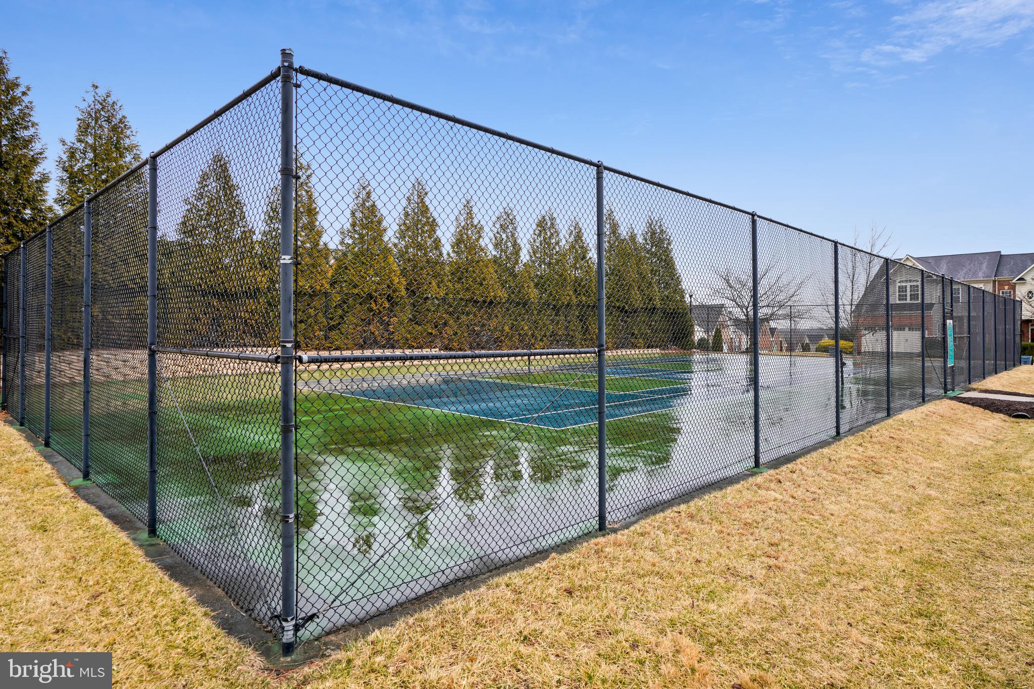 ELLICOTT MEADOWS - Residential