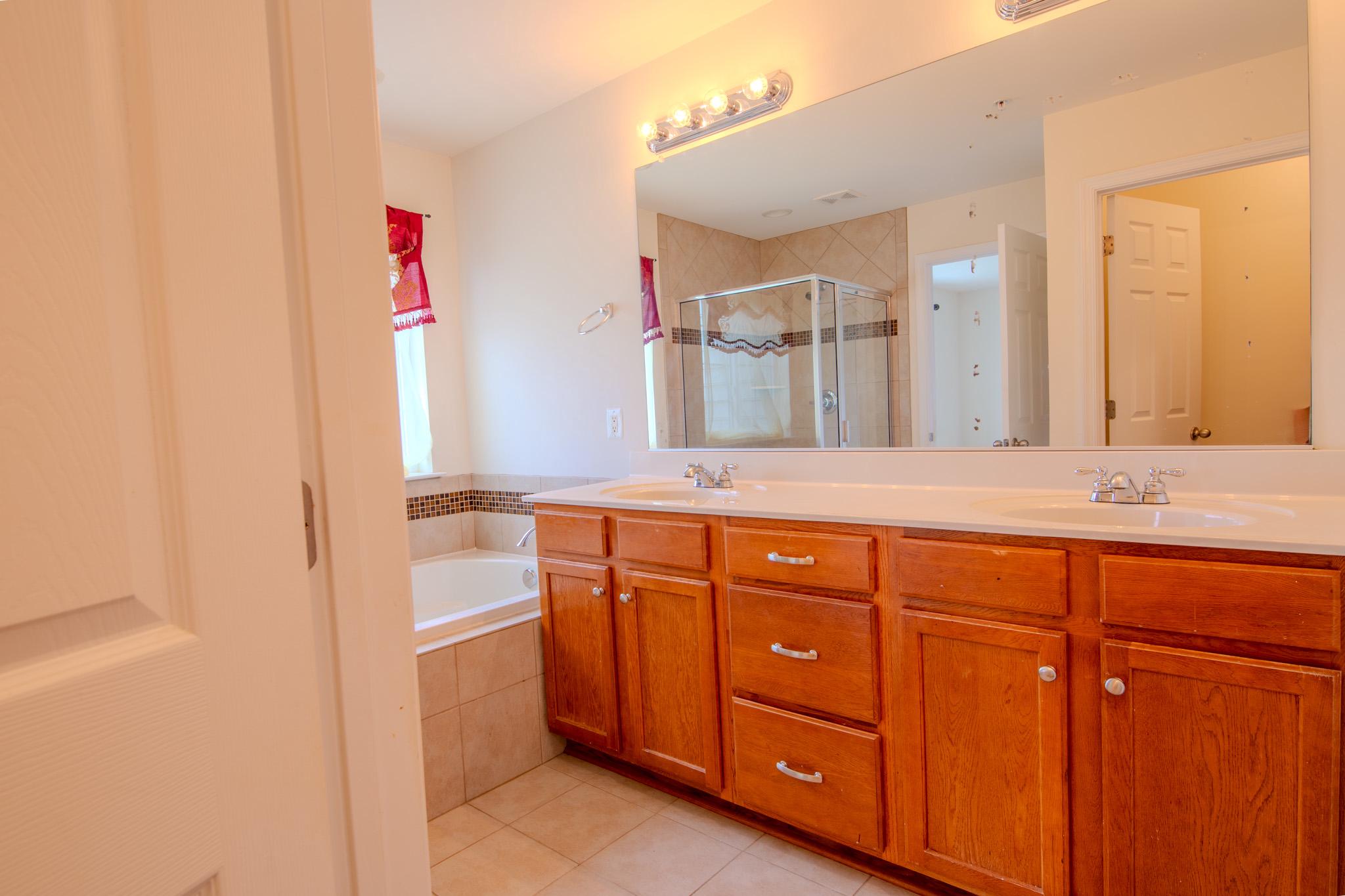 GREENWAY FARMS - Residential