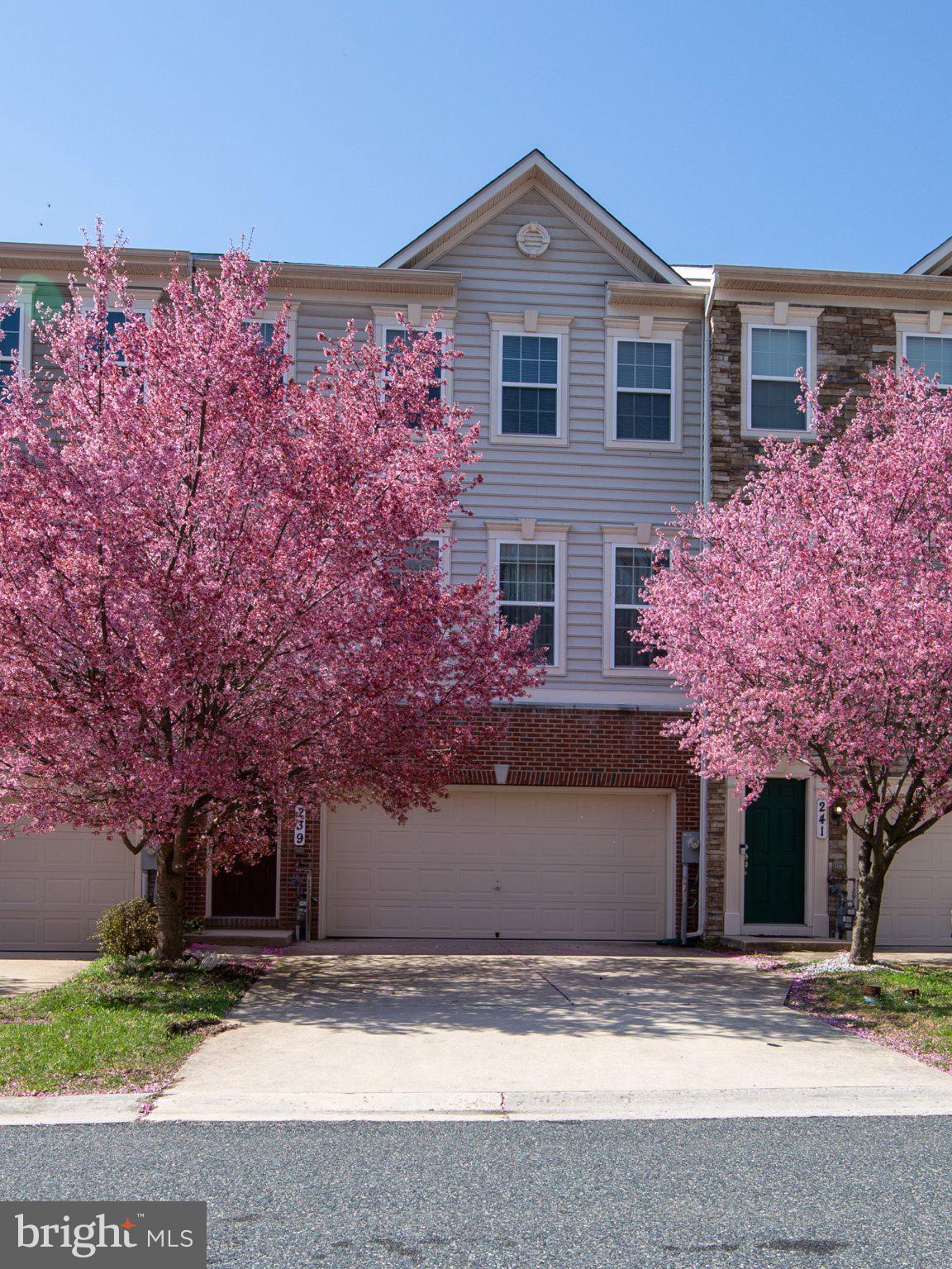 GREENWAY FARMS - Residential