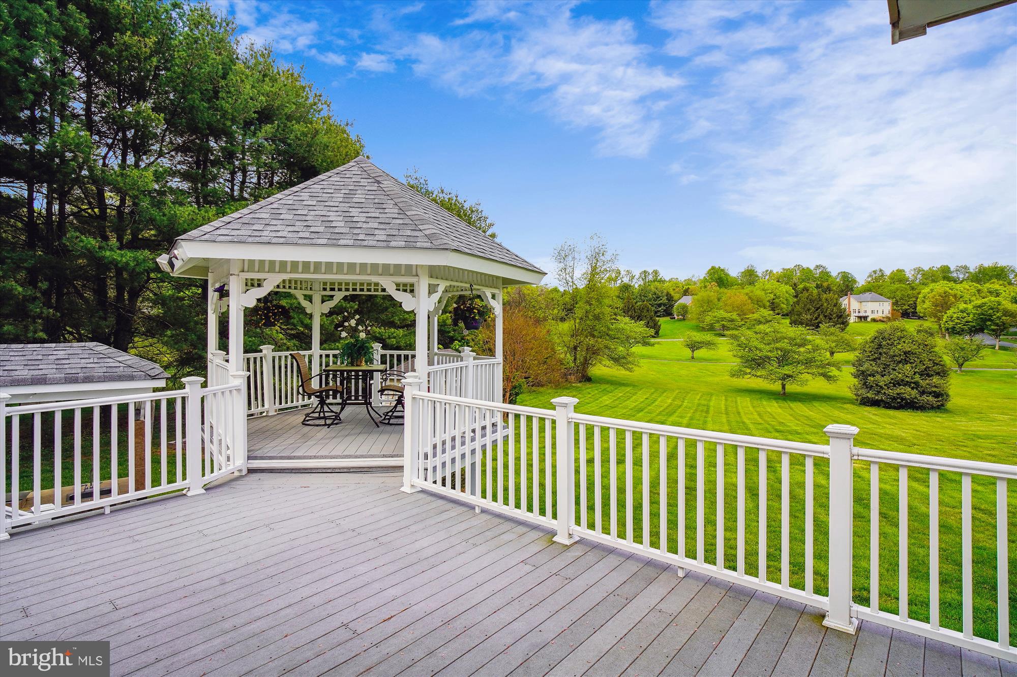 ASHTON MEADOWS - Residential