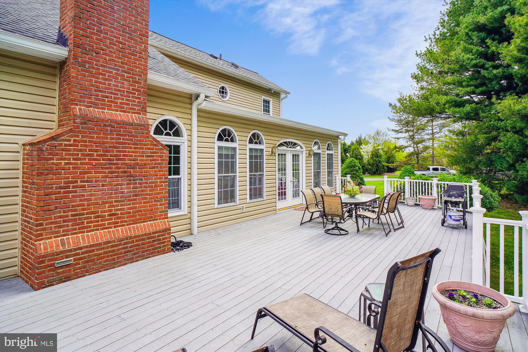 ASHTON MEADOWS - Residential