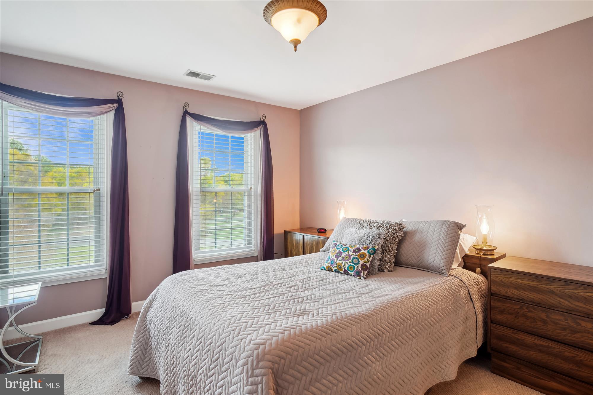 ASHTON MEADOWS - Residential