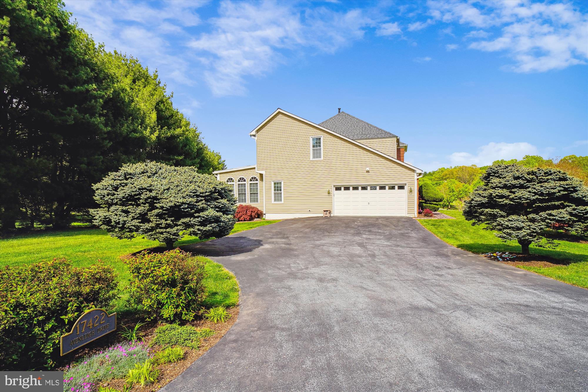 ASHTON MEADOWS - Residential