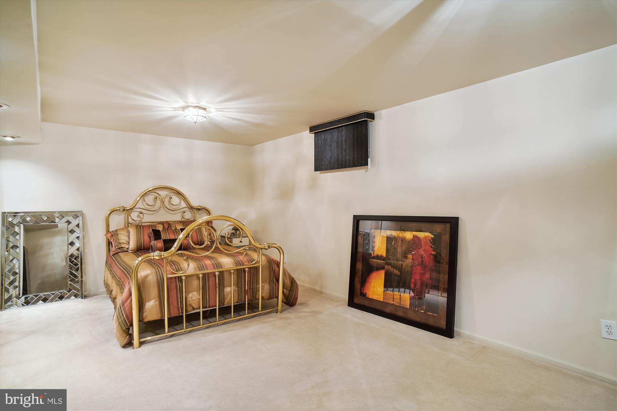 ASHTON MEADOWS - Residential