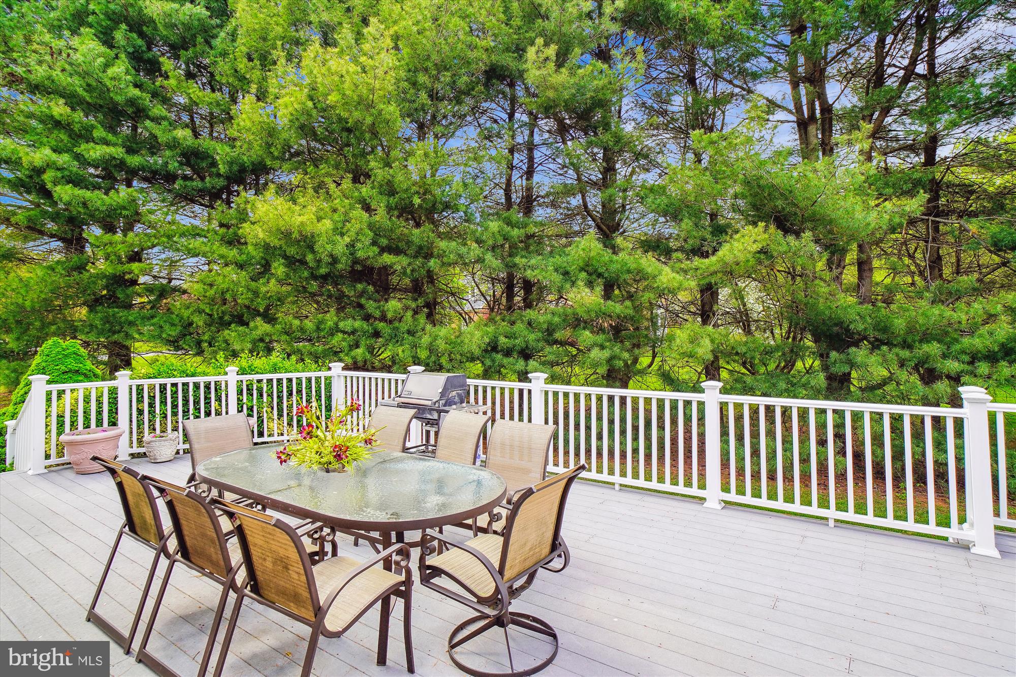 ASHTON MEADOWS - Residential