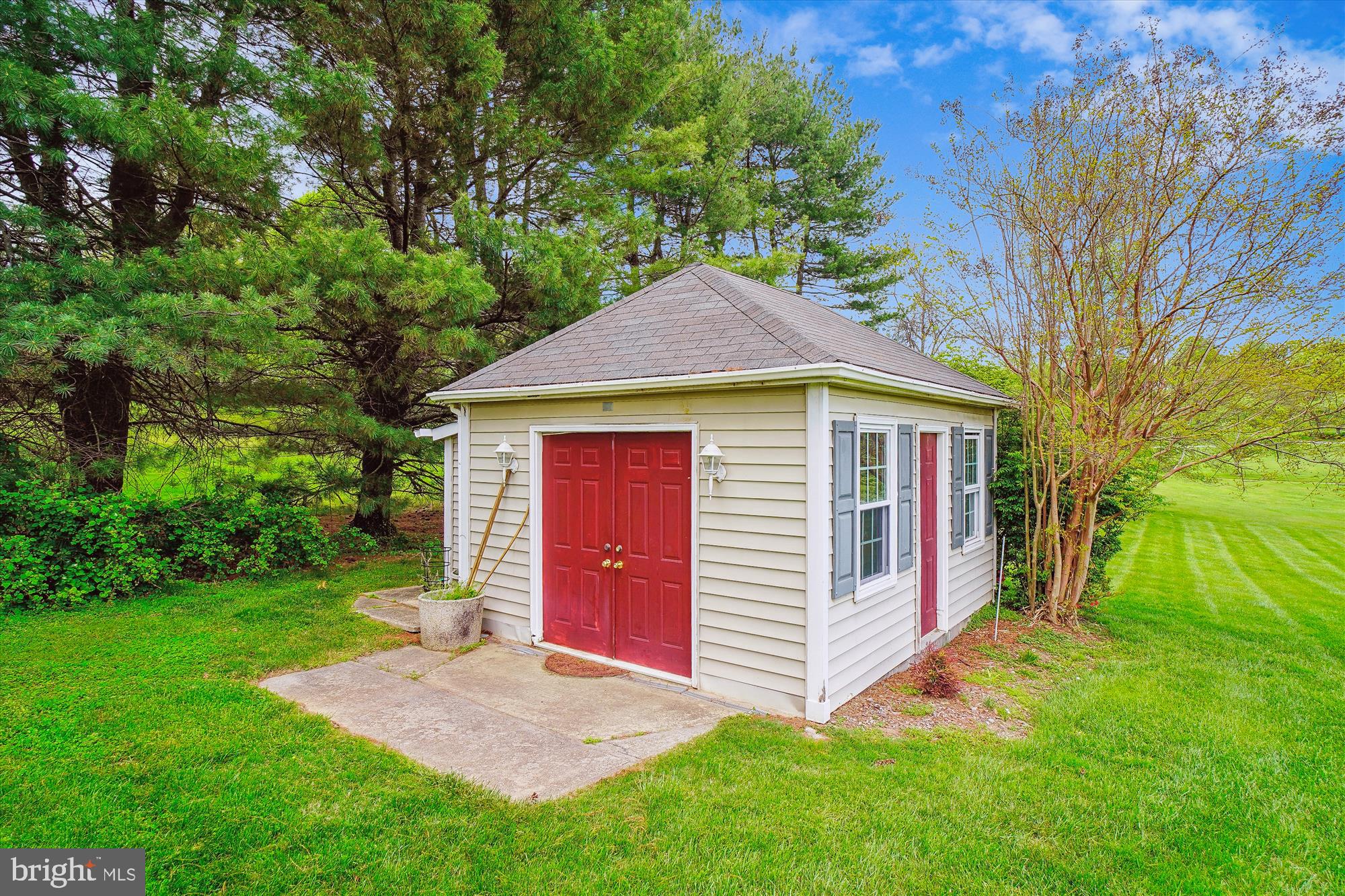 ASHTON MEADOWS - Residential