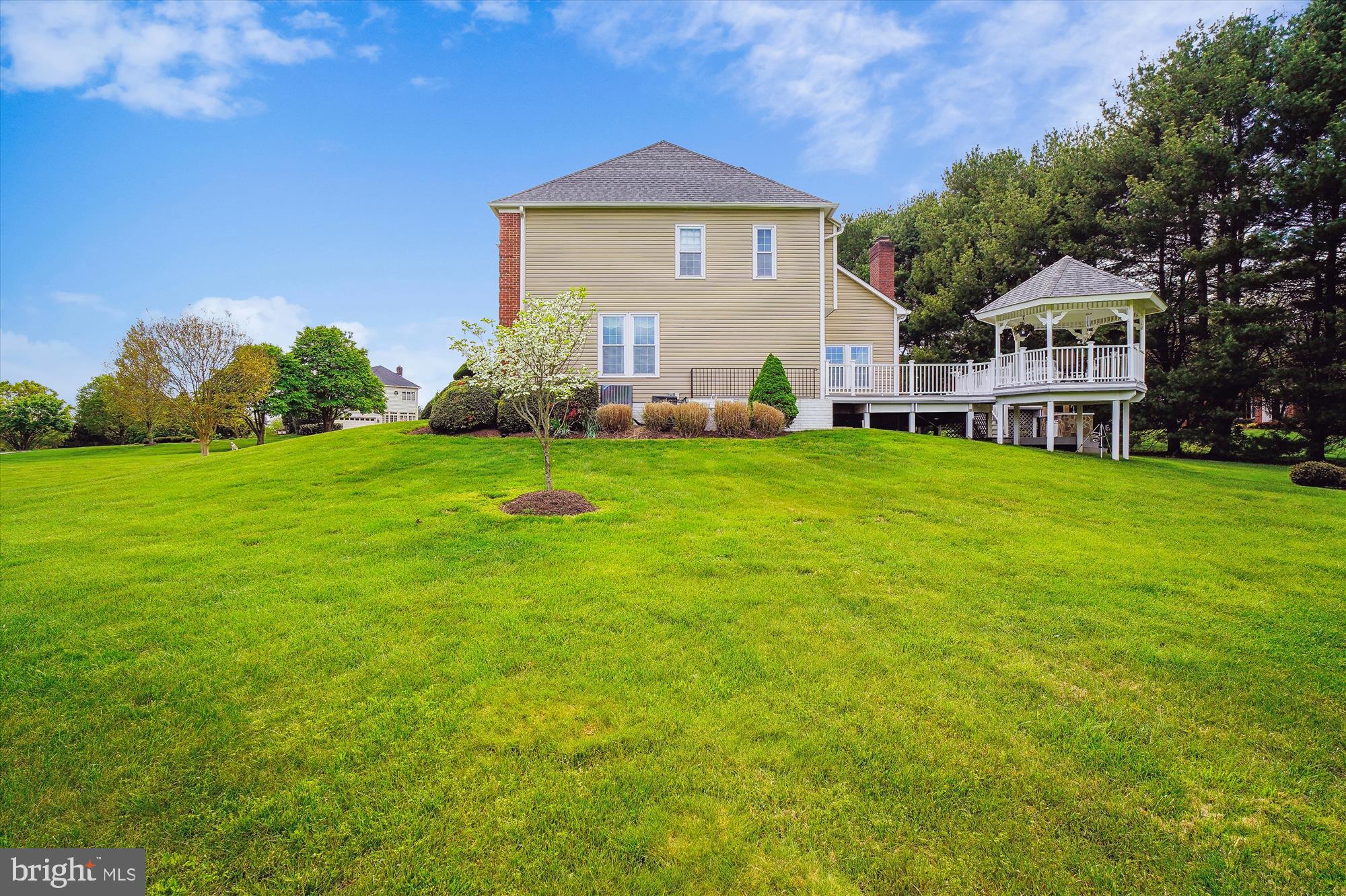 ASHTON MEADOWS - Residential