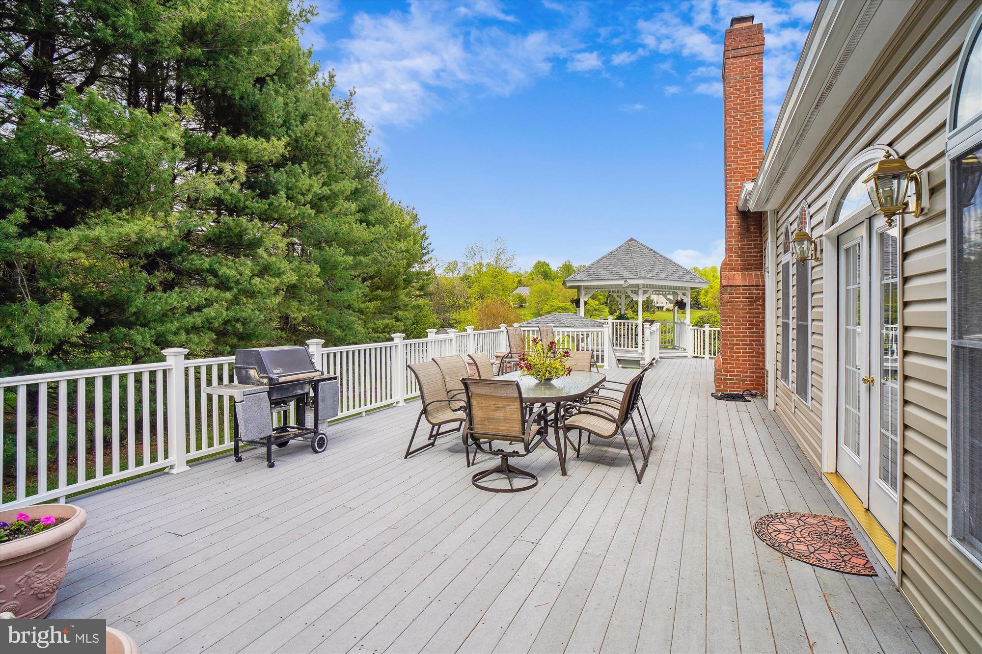 ASHTON MEADOWS - Residential