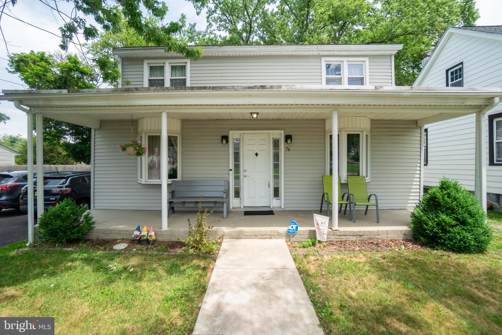 76 6TH AVENUE