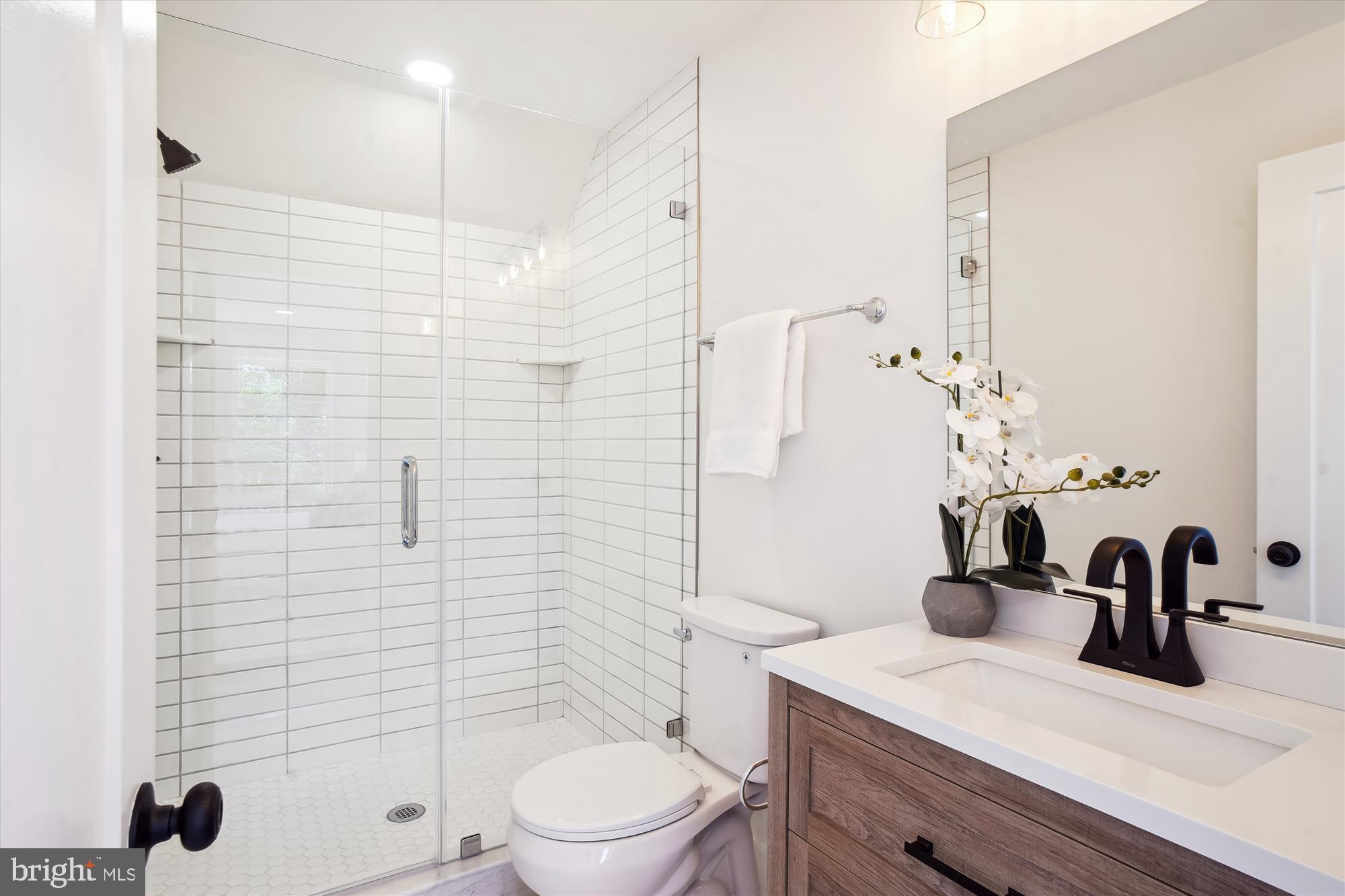 KEN GAR - Residential