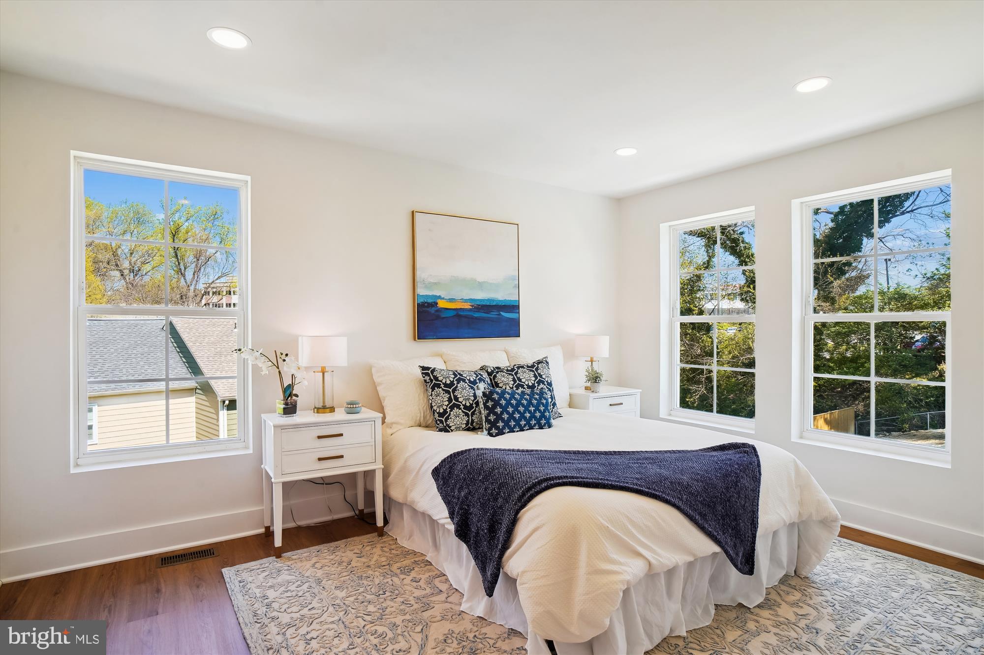 KEN GAR - Residential