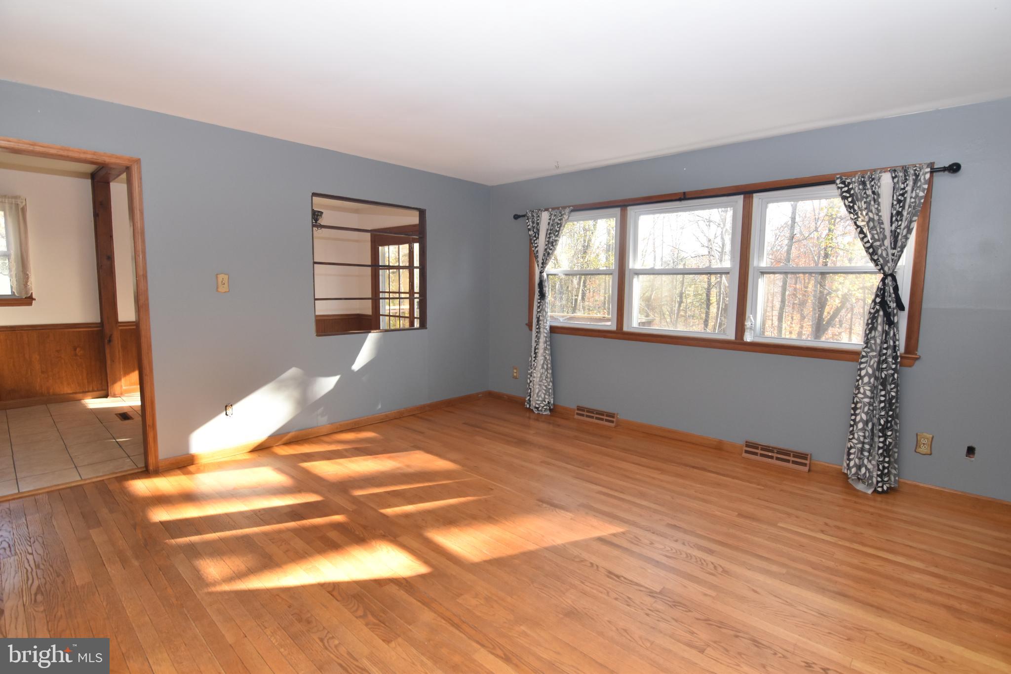 RUSTIC HILLS - Residential