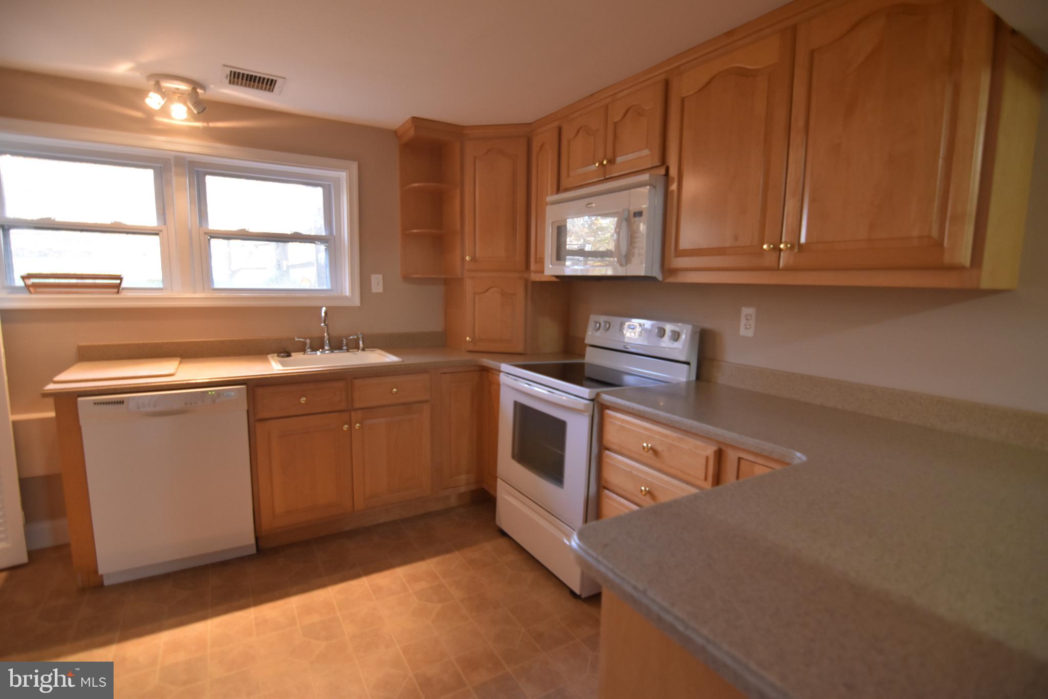 RUSTIC HILLS - Residential