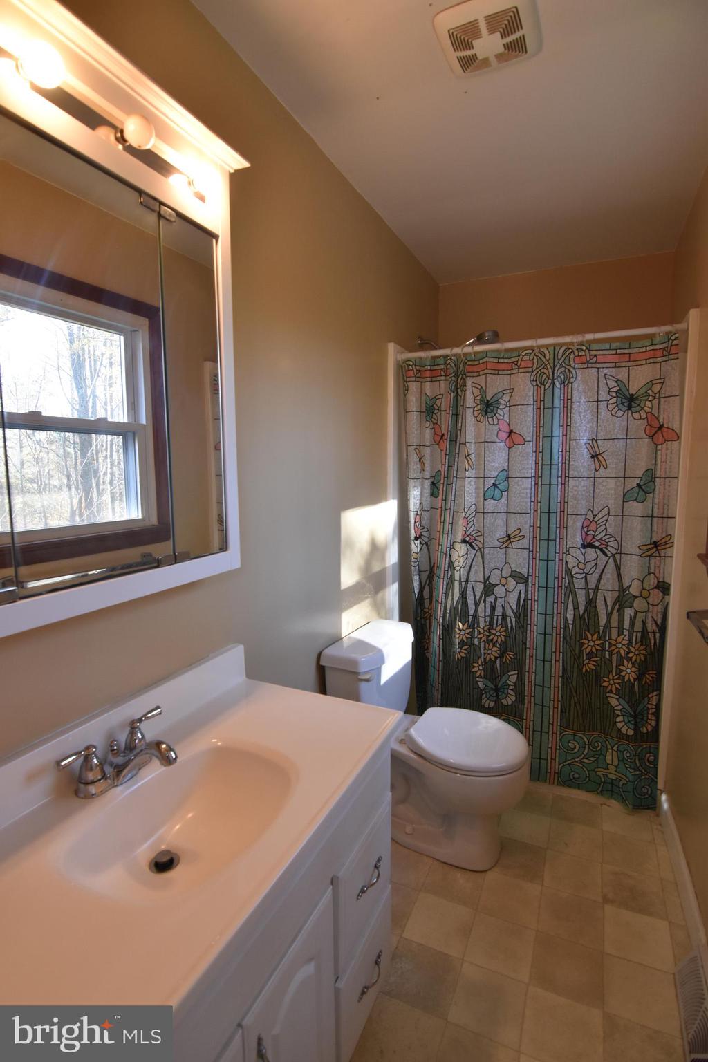 RUSTIC HILLS - Residential