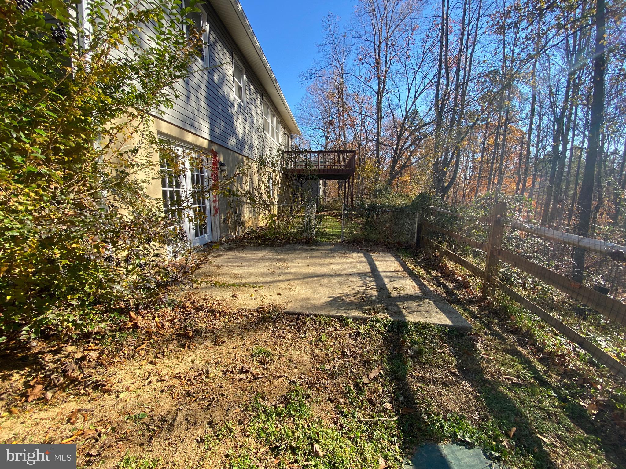 RUSTIC HILLS - Residential