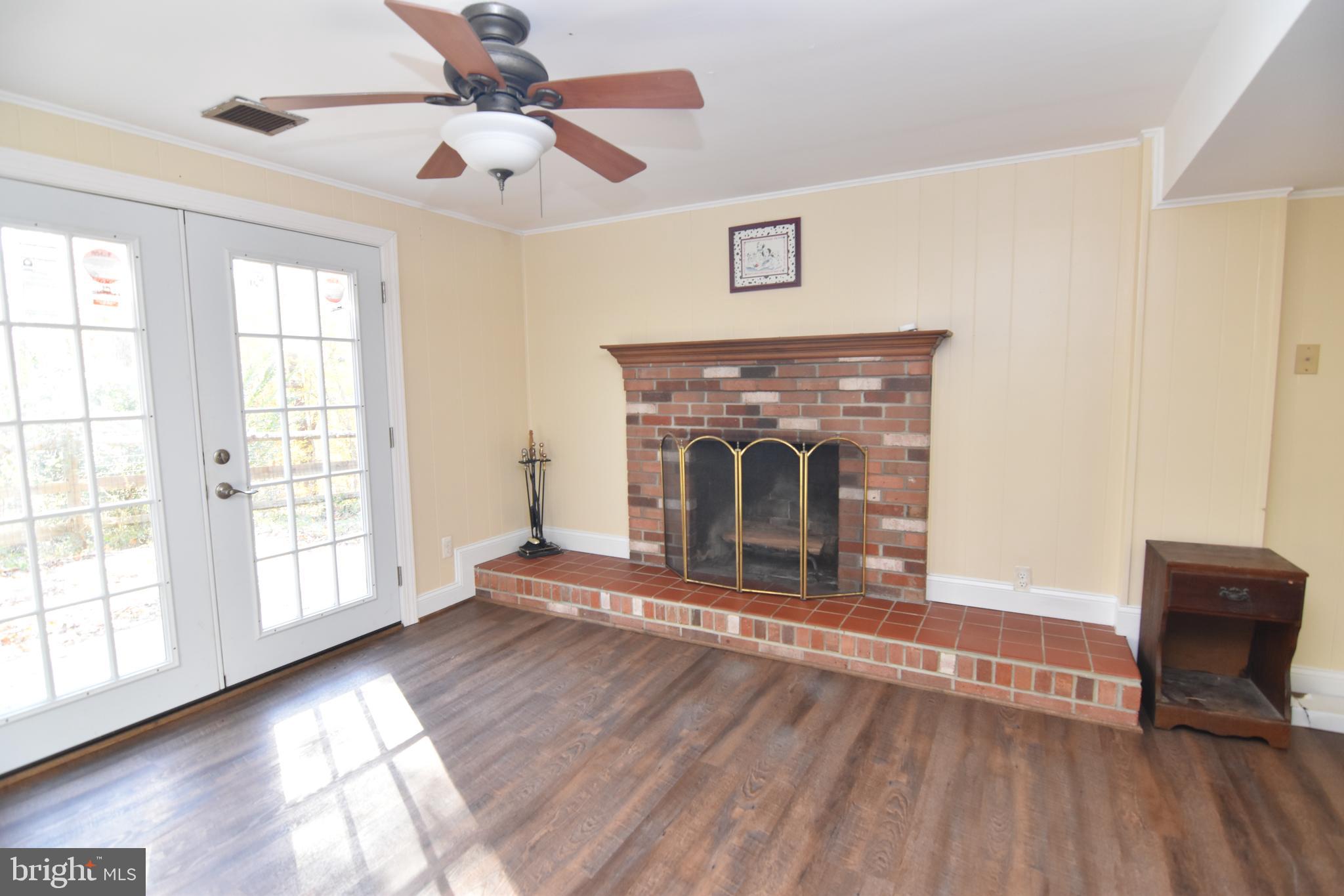 RUSTIC HILLS - Residential