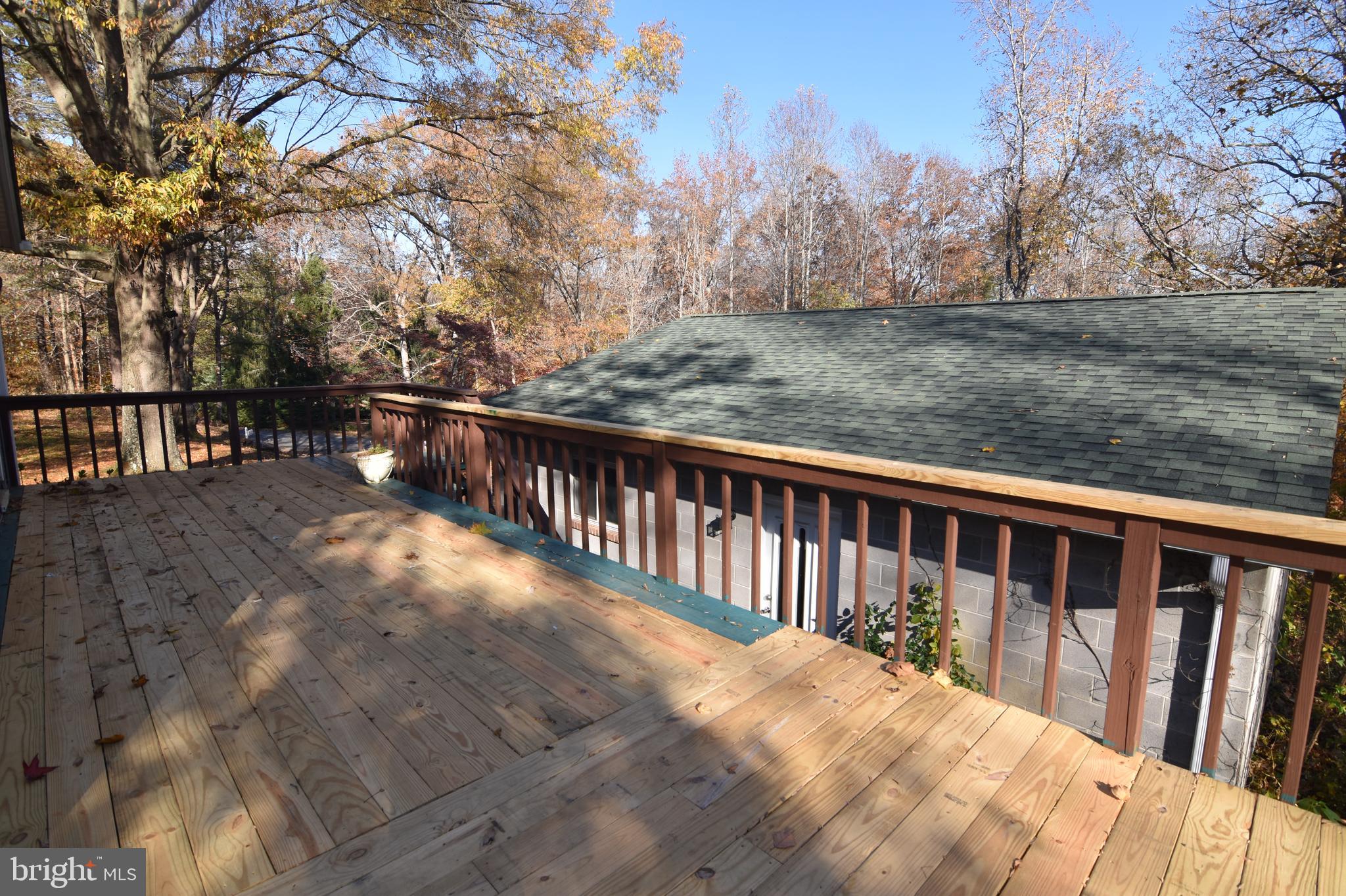 RUSTIC HILLS - Residential