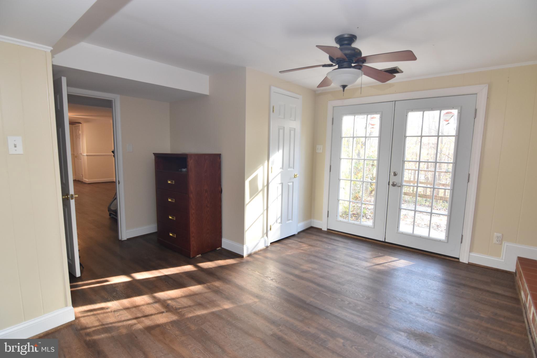 RUSTIC HILLS - Residential