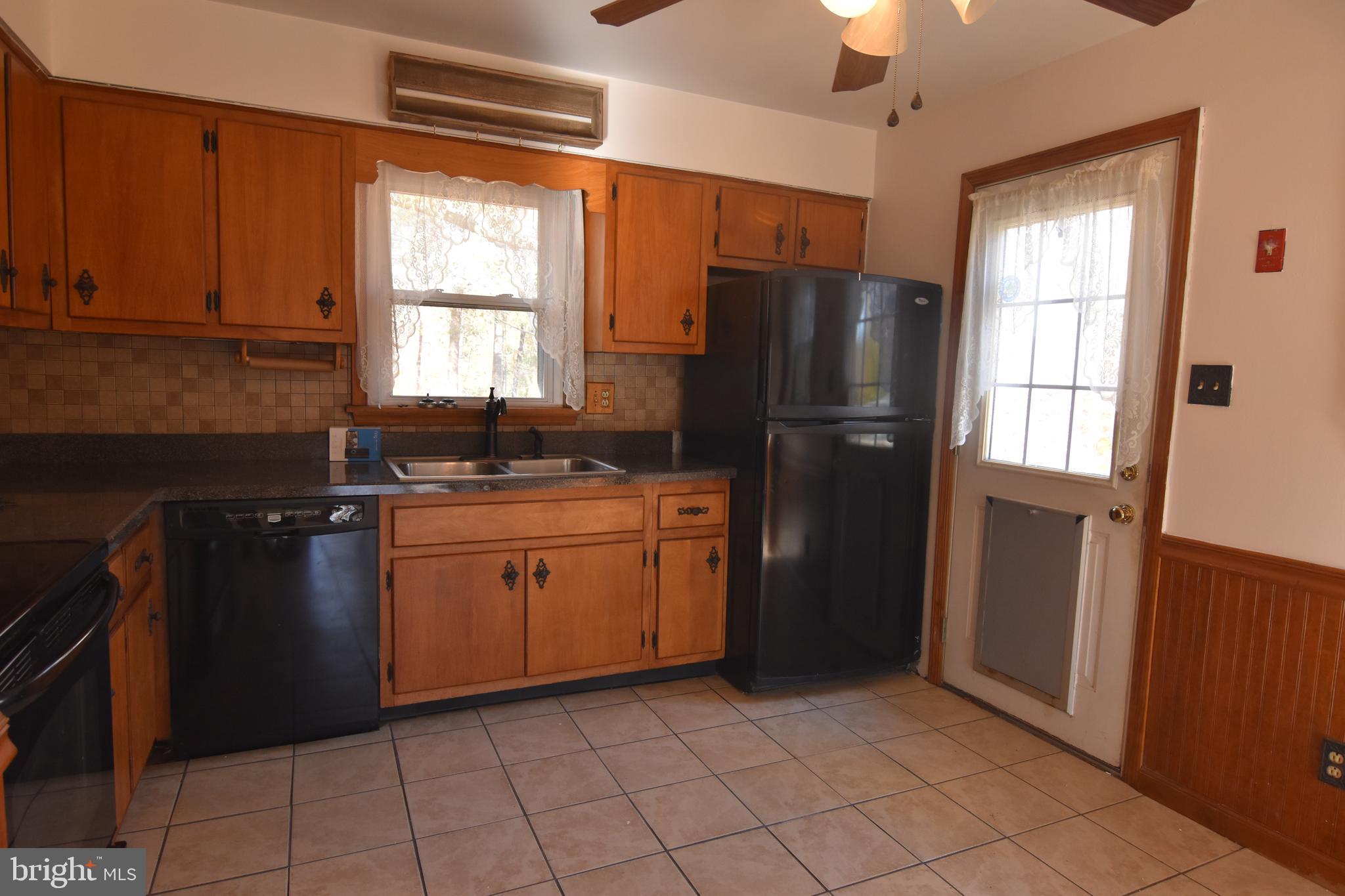 RUSTIC HILLS - Residential