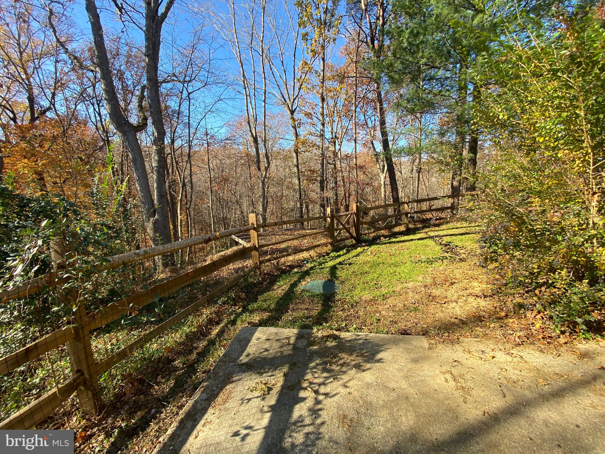 RUSTIC HILLS - Residential