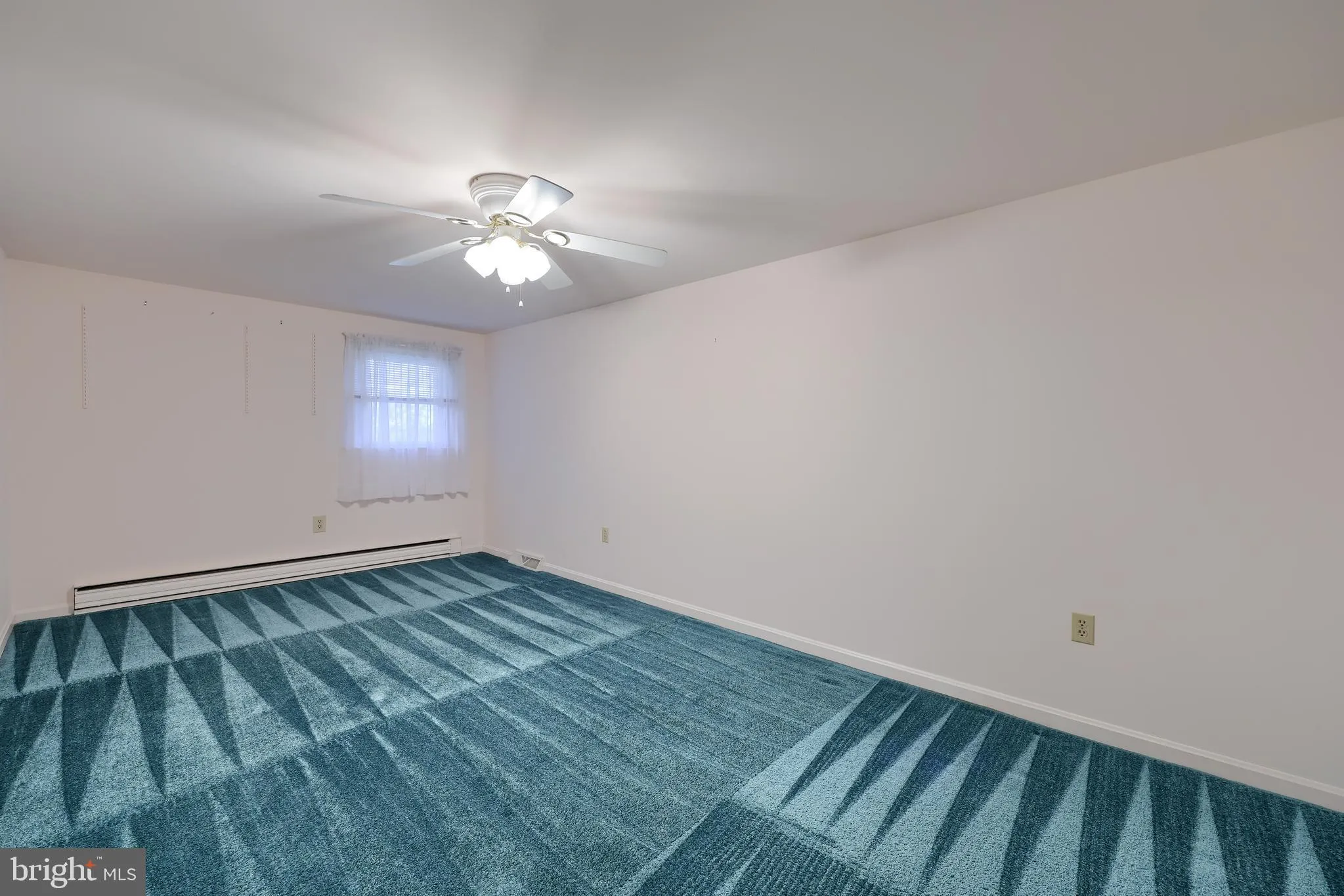 Washington Boro, Pennsylvania 17582, United States, 4 Bedrooms Bedrooms, ,2 BathroomsBathrooms,Residential,Active,254641