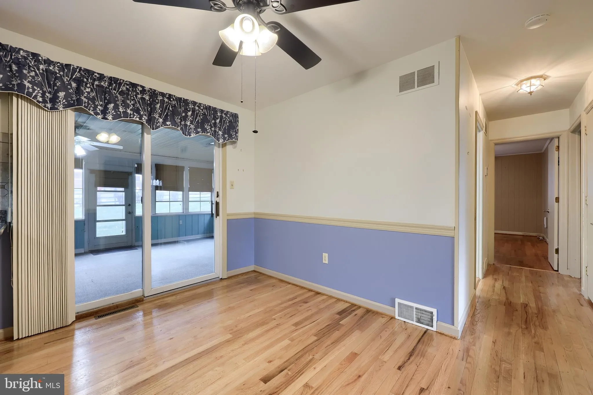 Washington Boro, Pennsylvania 17582, United States, 4 Bedrooms Bedrooms, ,2 BathroomsBathrooms,Residential,Active,254641