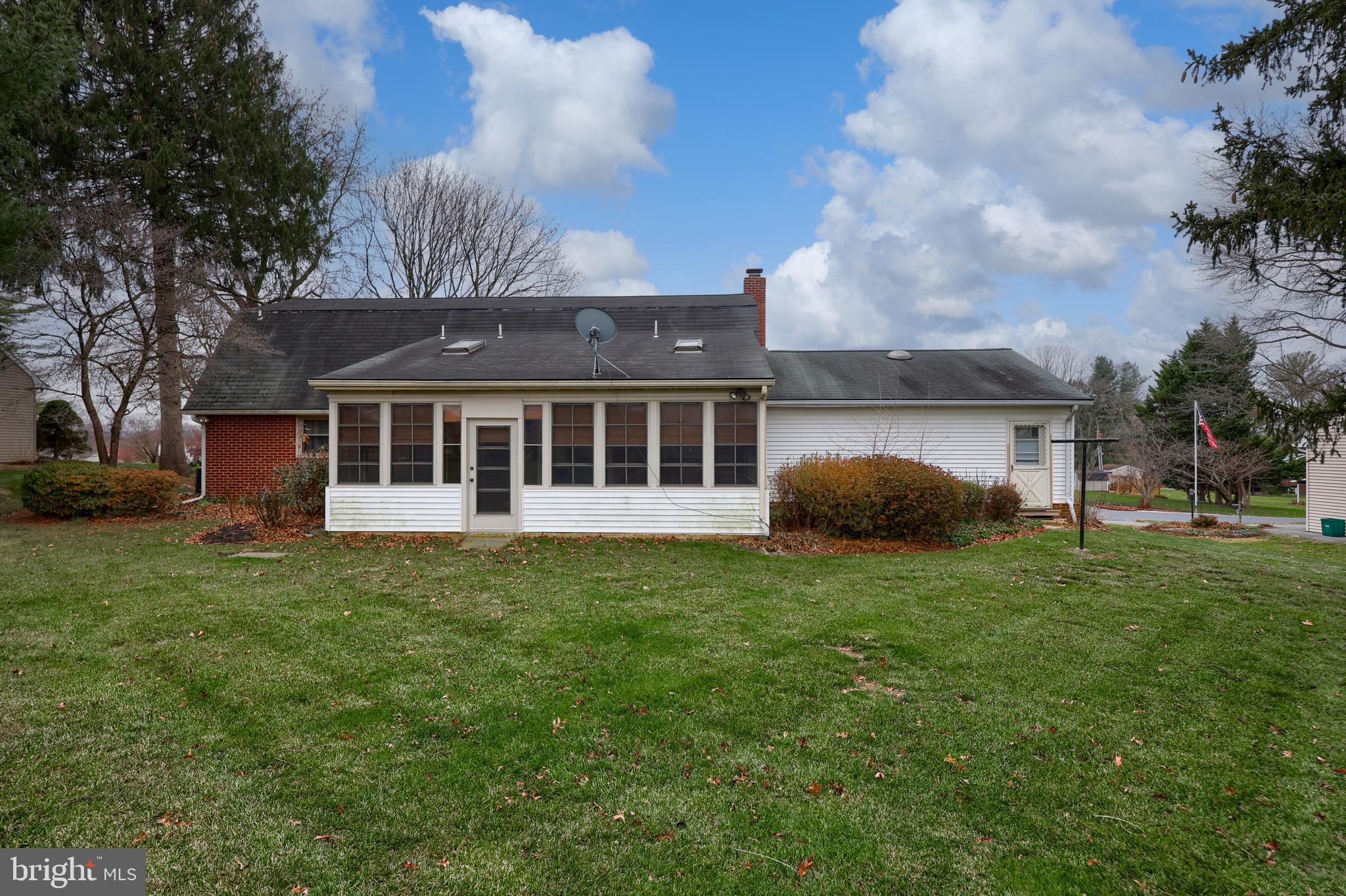 LETORT MANOR - Residential