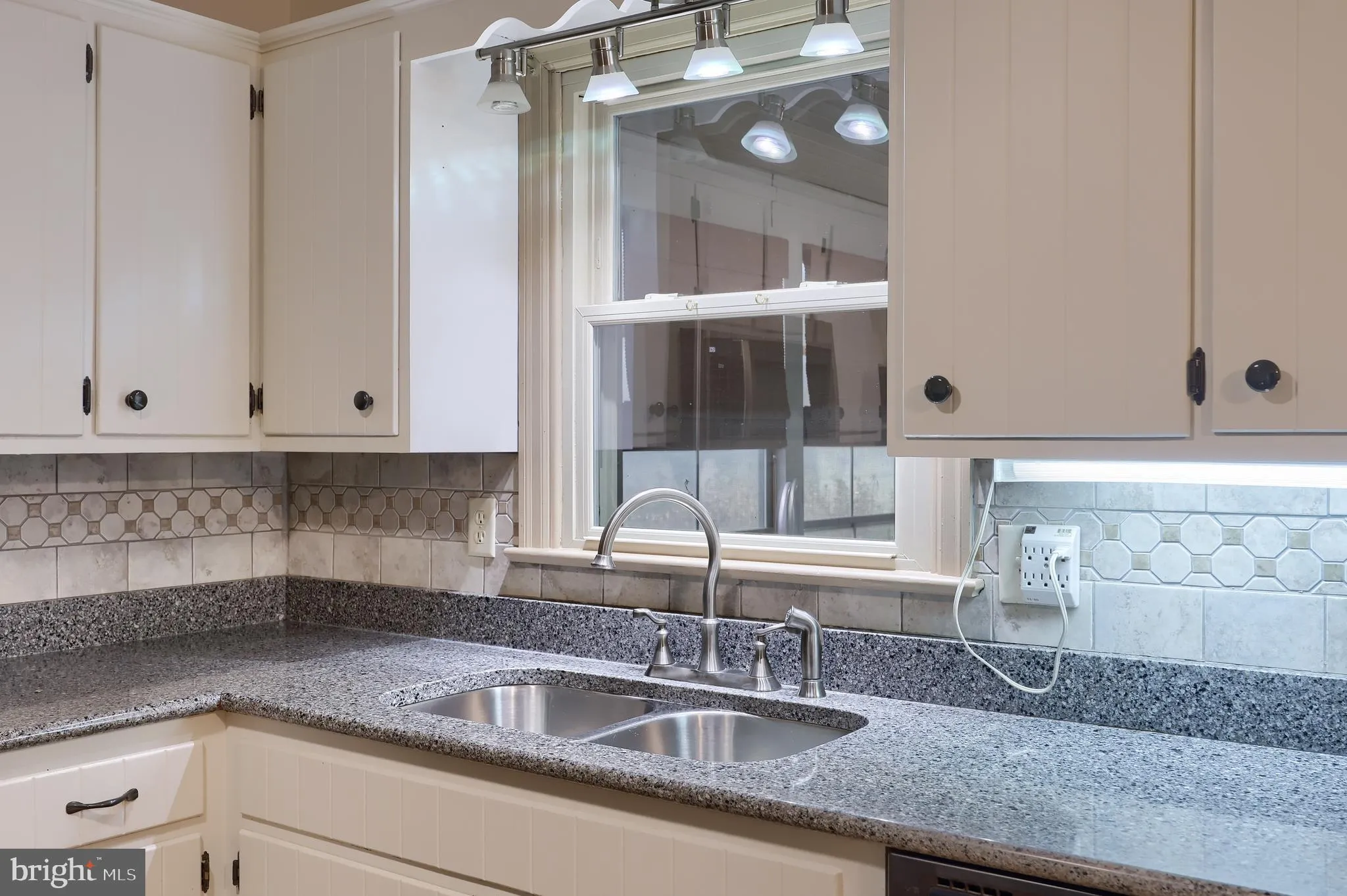 Washington Boro, Pennsylvania 17582, United States, 4 Bedrooms Bedrooms, ,2 BathroomsBathrooms,Residential,Active,254641