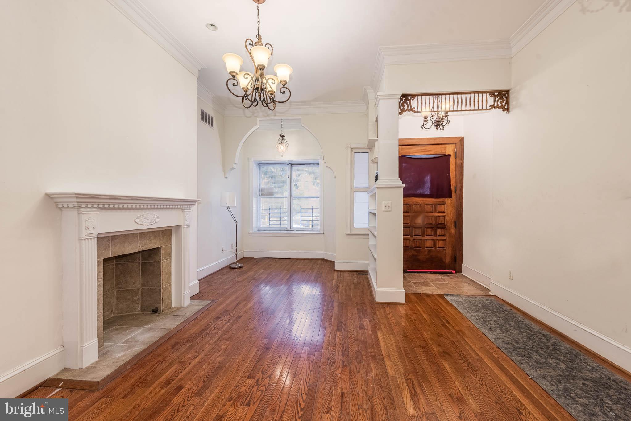 STATION NORTH ARTS DISTRICT - Residential Lease