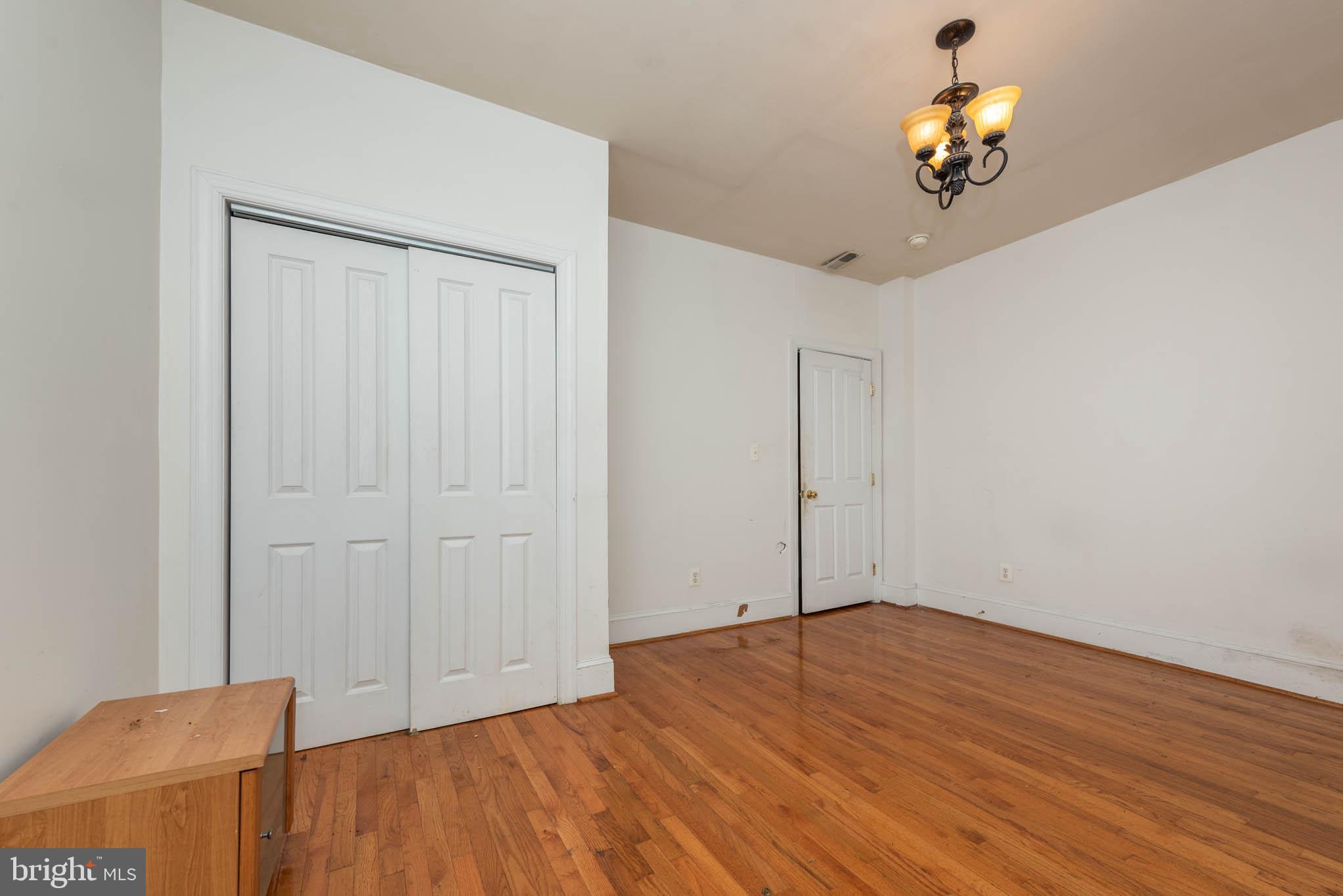 STATION NORTH ARTS DISTRICT - Residential Lease